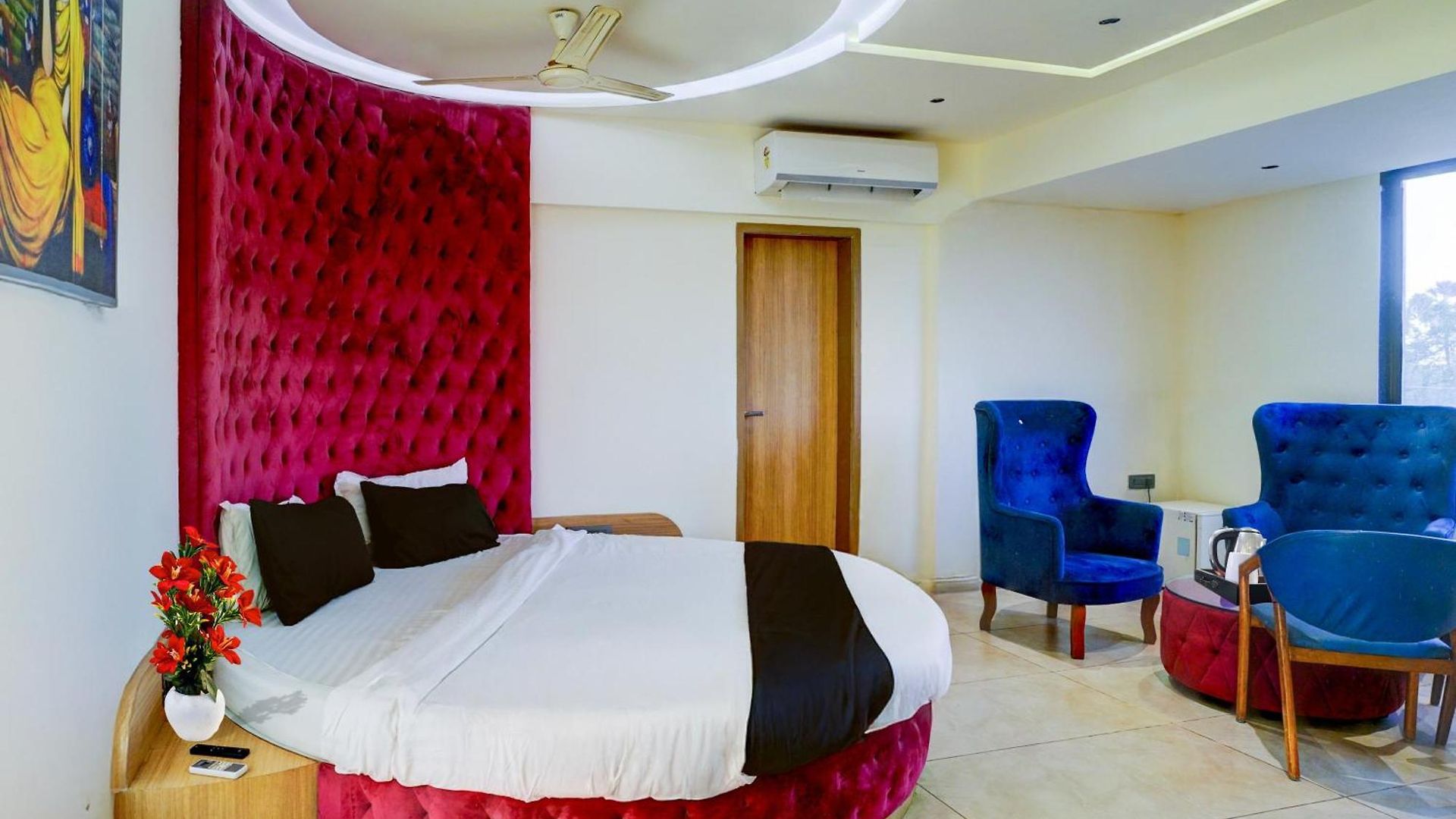 Super Townhouse Oak New Nashik Highway Kalyan Bhiwandi Mumbai