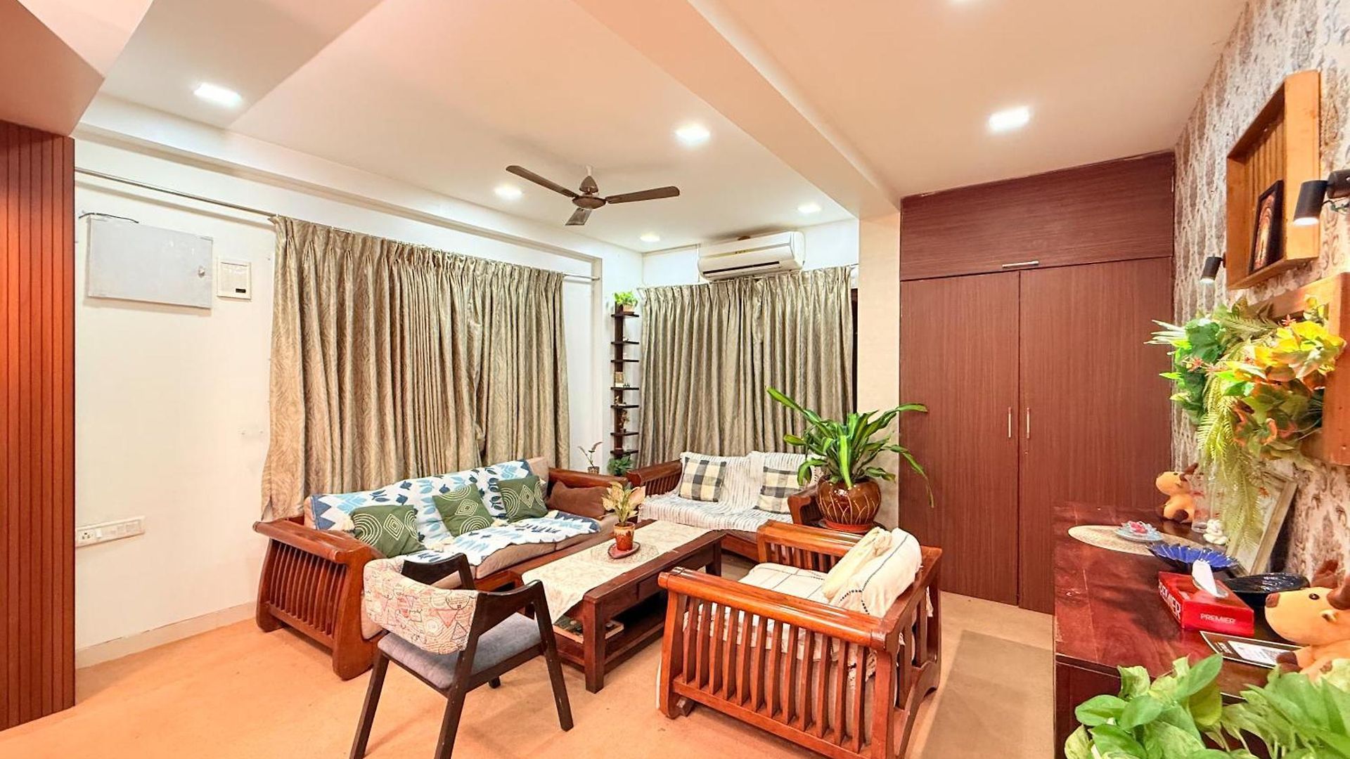 Hilltop Hideaway Party Friendly 4bhk Pool By Spacez Villa *
