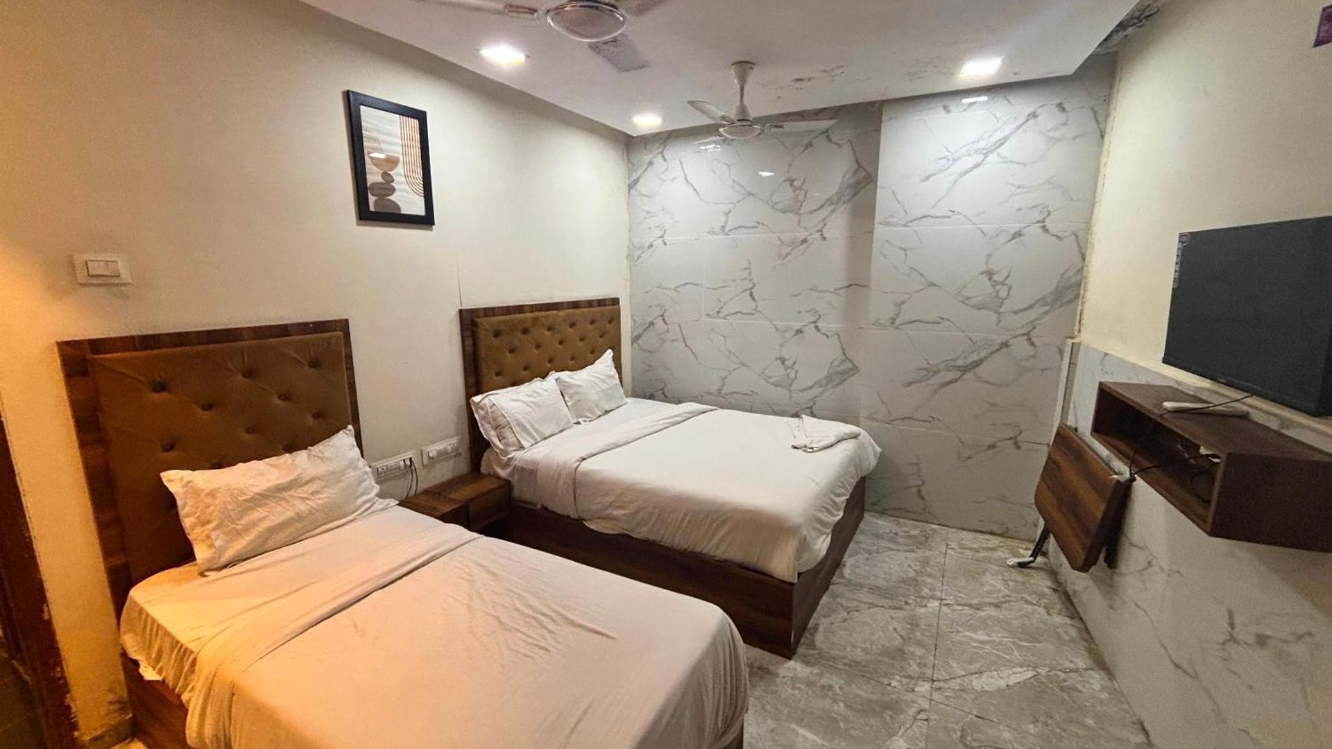 O Beverly Plaza Kurla 3*