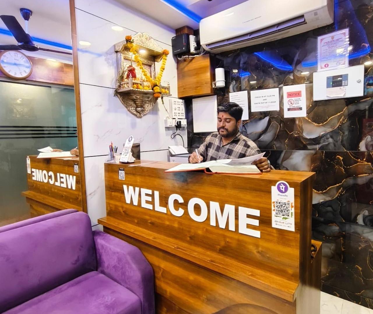 Aashray Residency And Boarding Hotel 3*