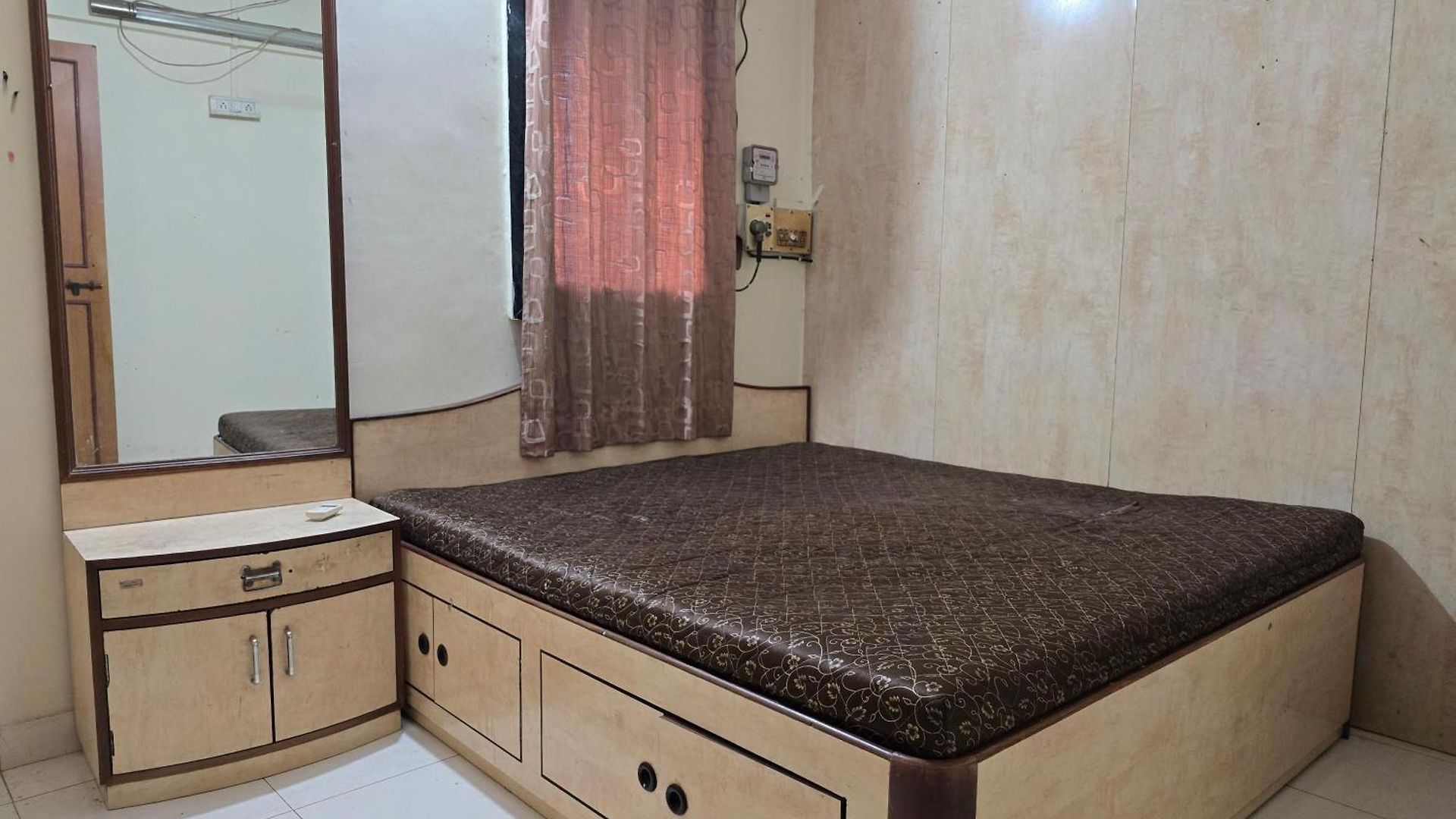 Mumbai Properties Hostel Mumbai