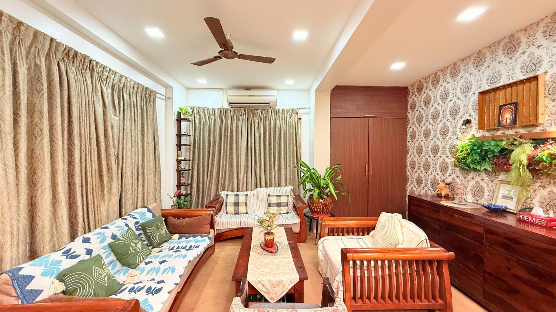 Villa Hilltop Hideaway Party Friendly 4bhk Pool By Spacez *