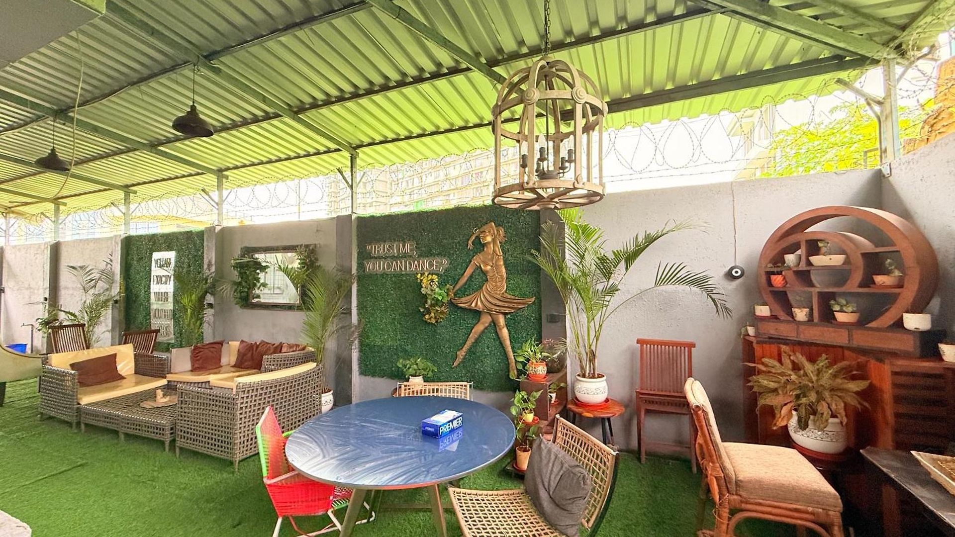 Hilltop Hideaway Party Friendly 4bhk Pool By Spacez