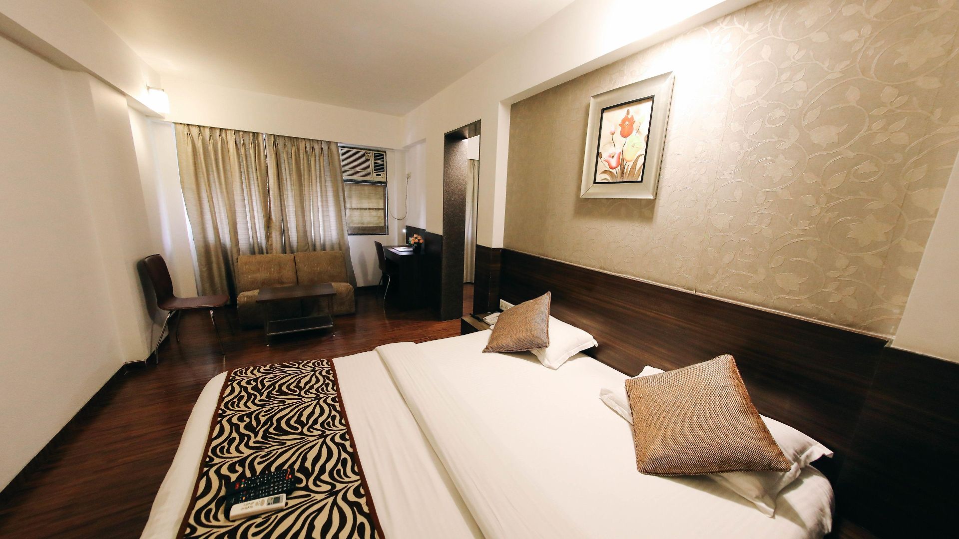 Maharana Chembur Hotel