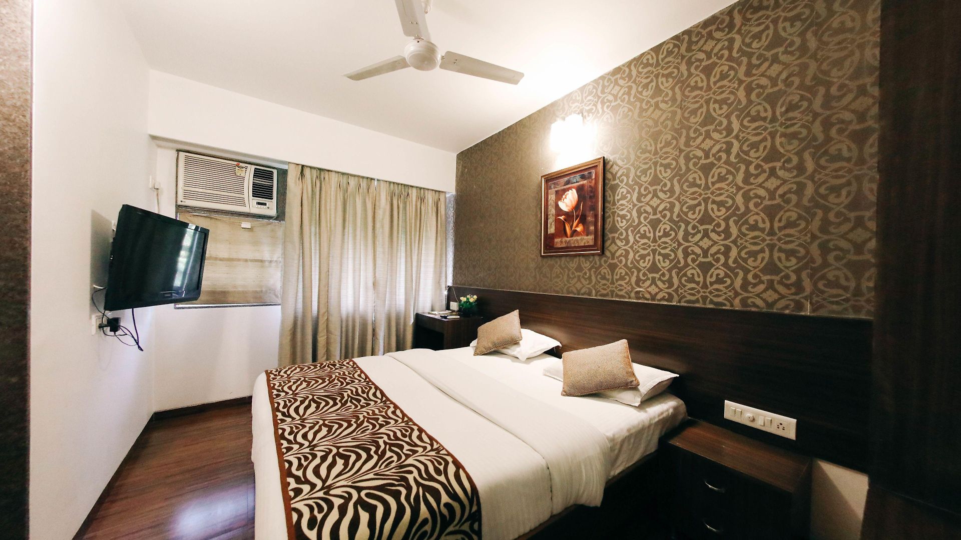 Maharana Chembur Hotel
