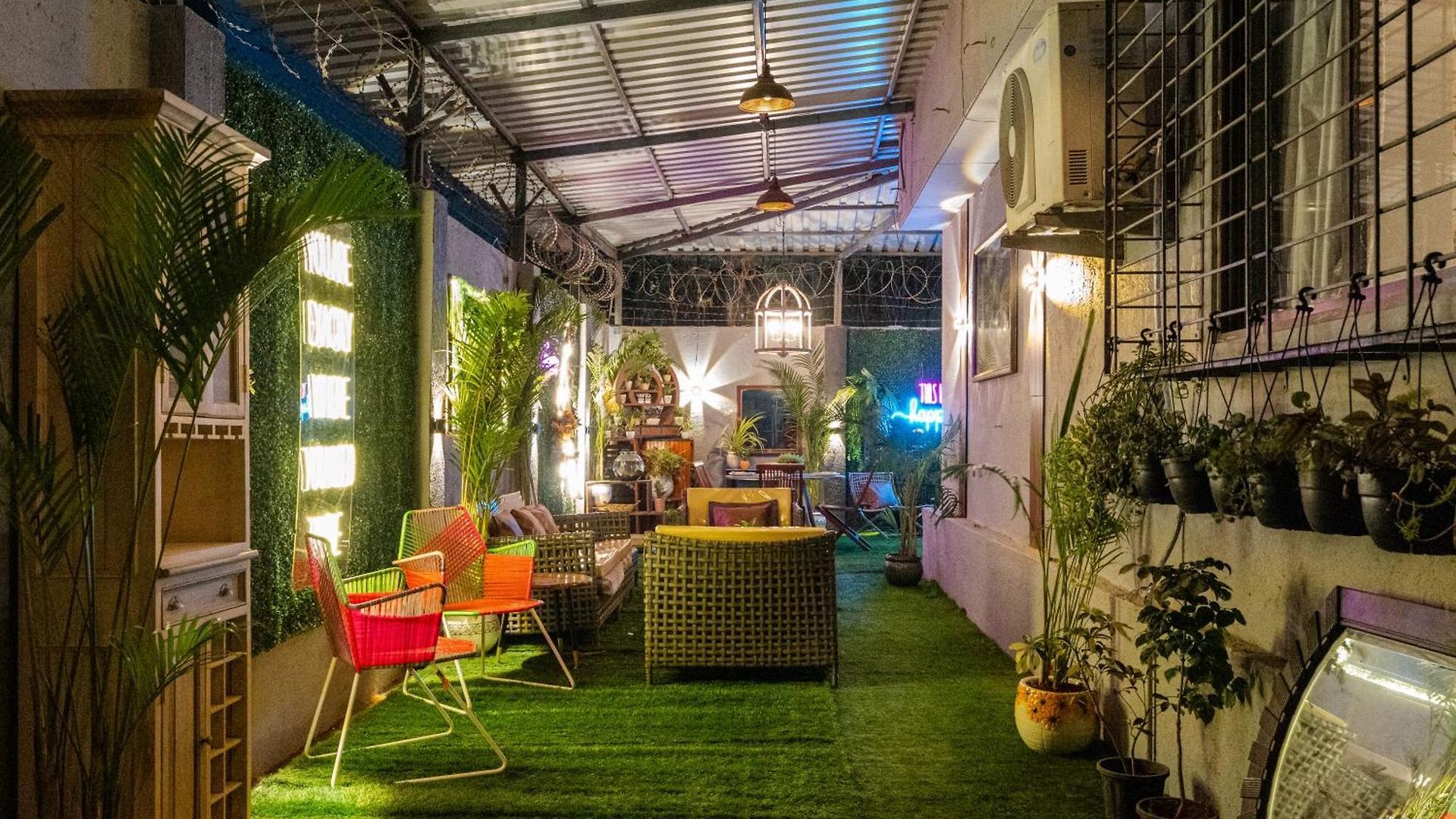 Hilltop Hideaway Party Friendly 4bhk Pool By Spacez Villa *