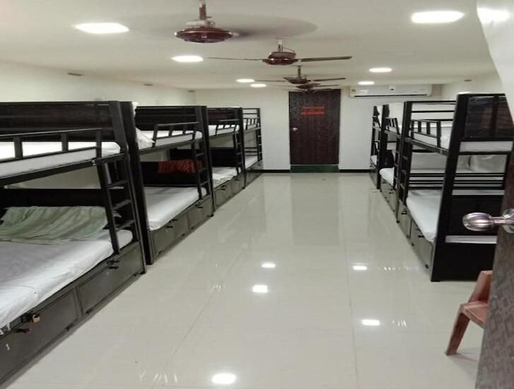 Hostel Hangout