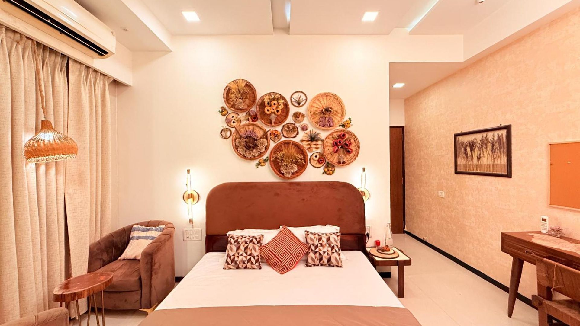 Hilltop Hideaway Party Friendly 4bhk Pool By Spacez * Mumbai