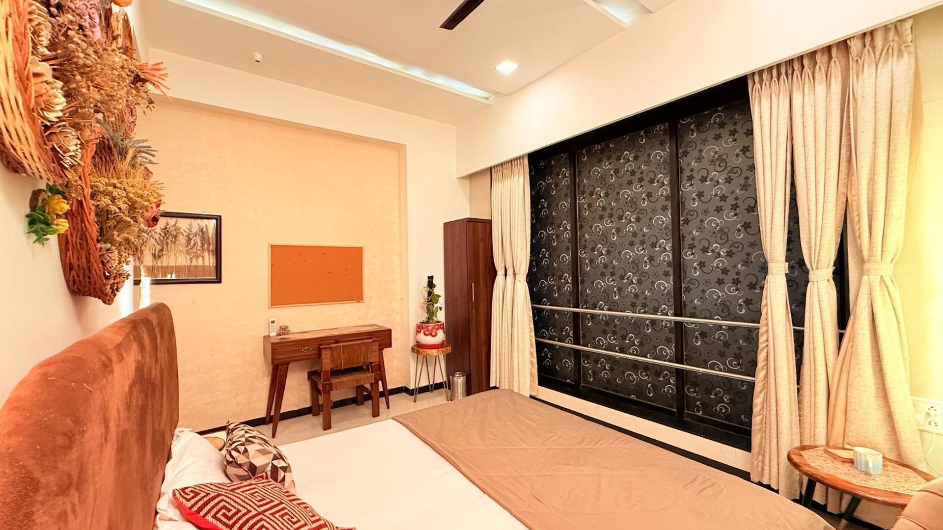 Villa Hilltop Hideaway Party Friendly 4bhk Pool By Spacez *