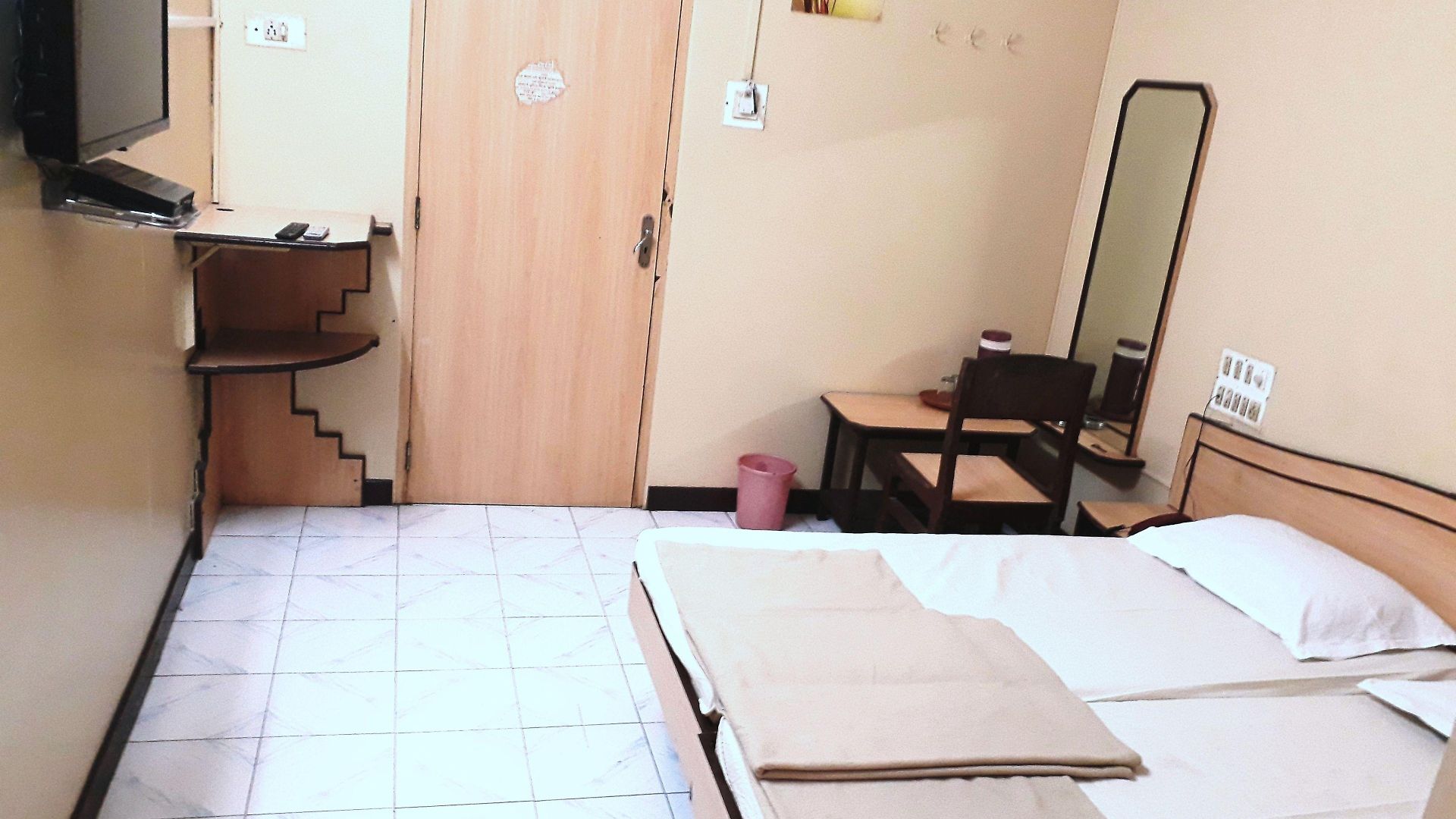 Guest house Milan Mumbai