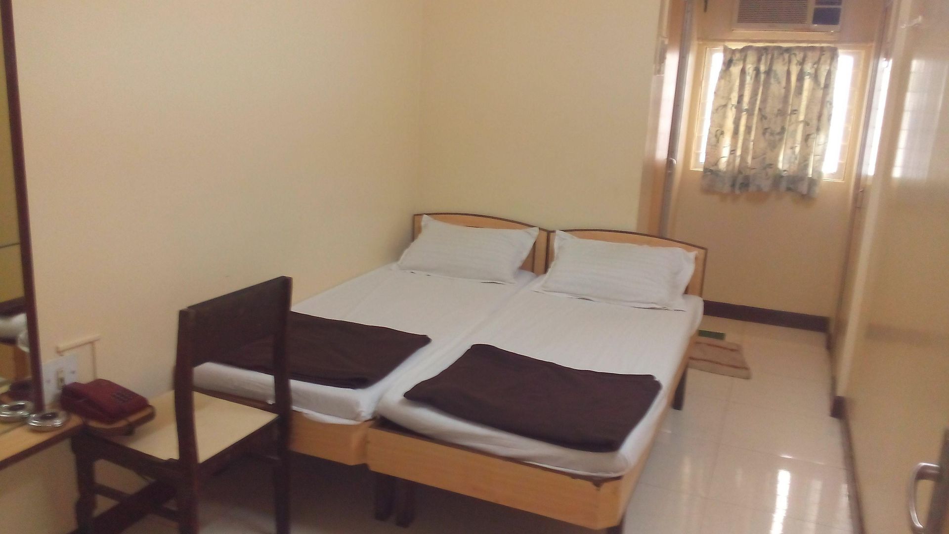 Guest house Milan Mumbai