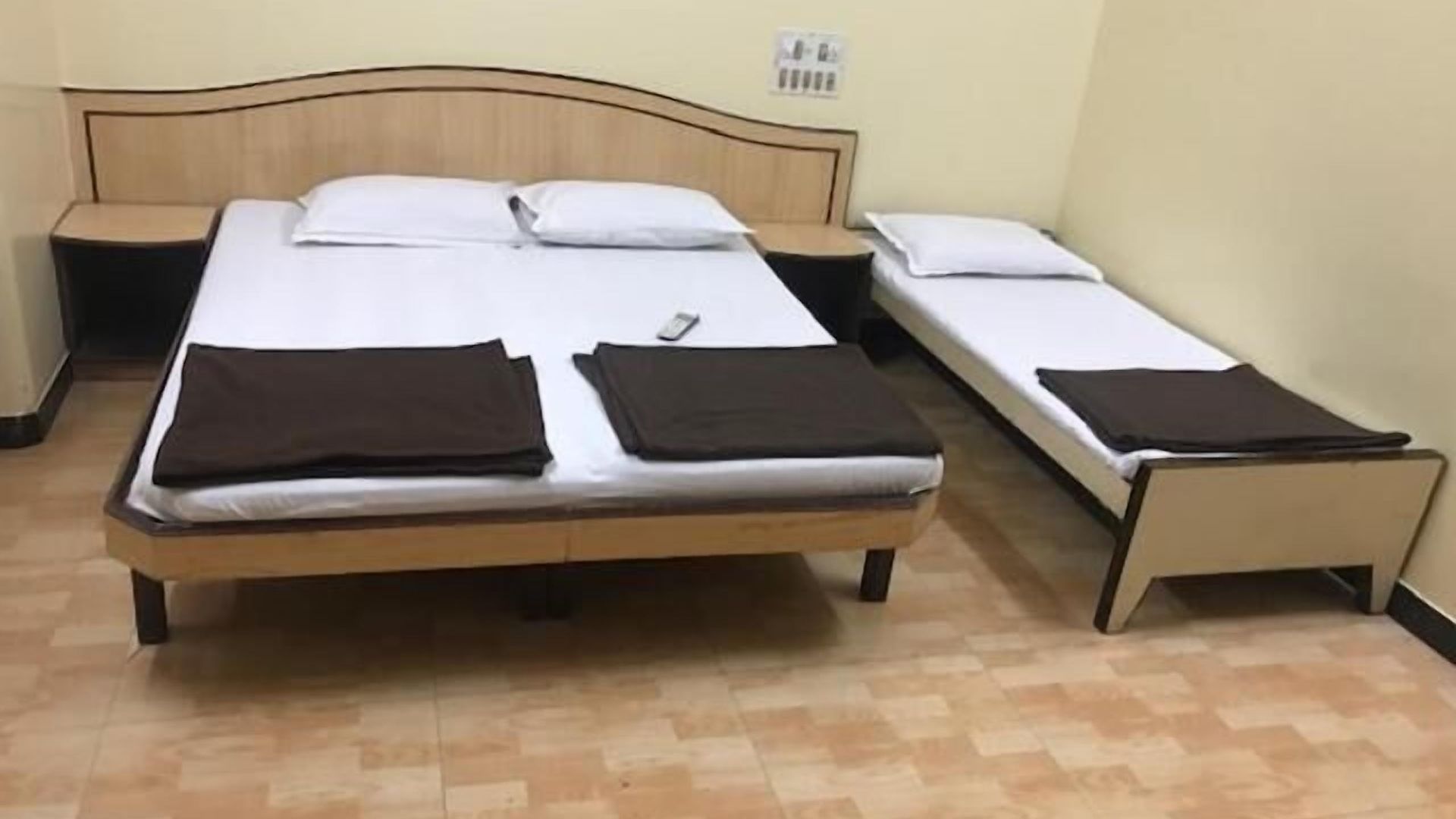 Sangam 2* Mumbai