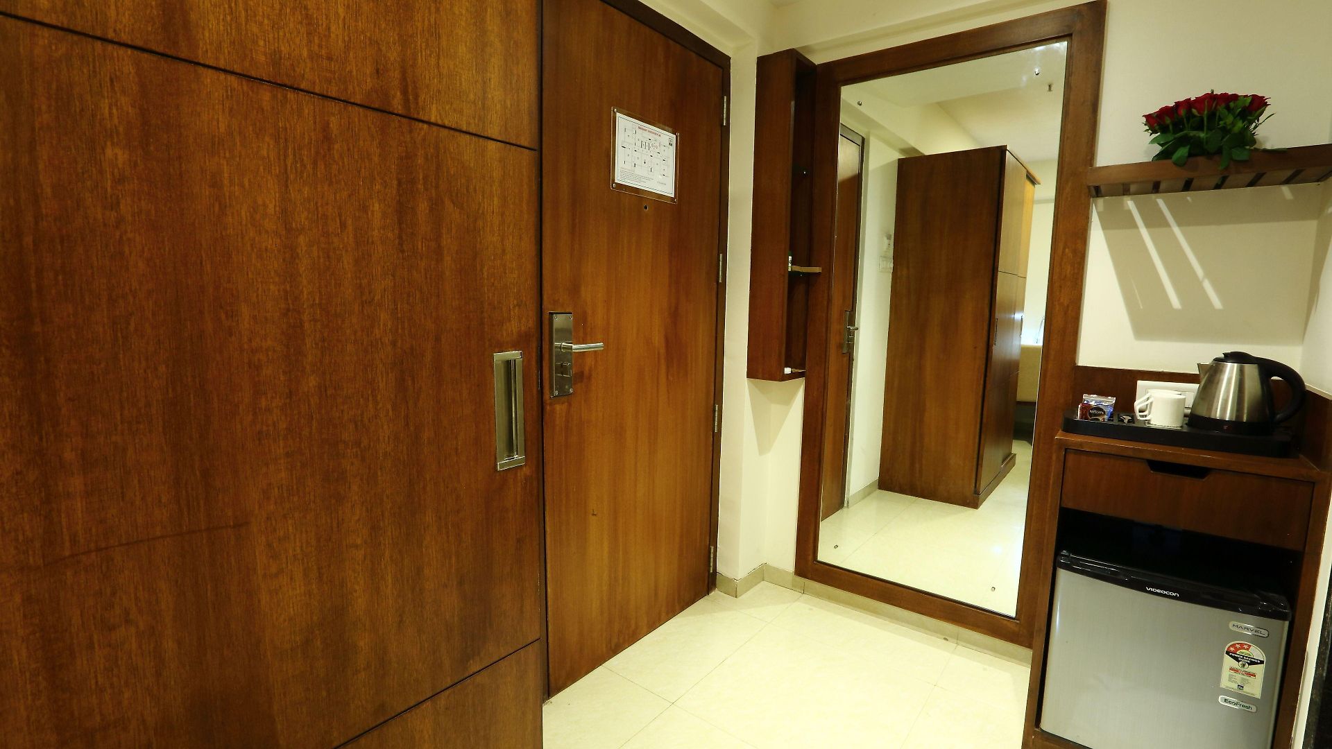 Hotel The Altruist Andheri Mumbai