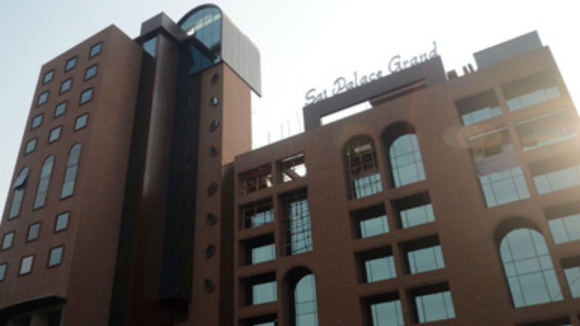 Sai Palace Grand, Malad Hotel