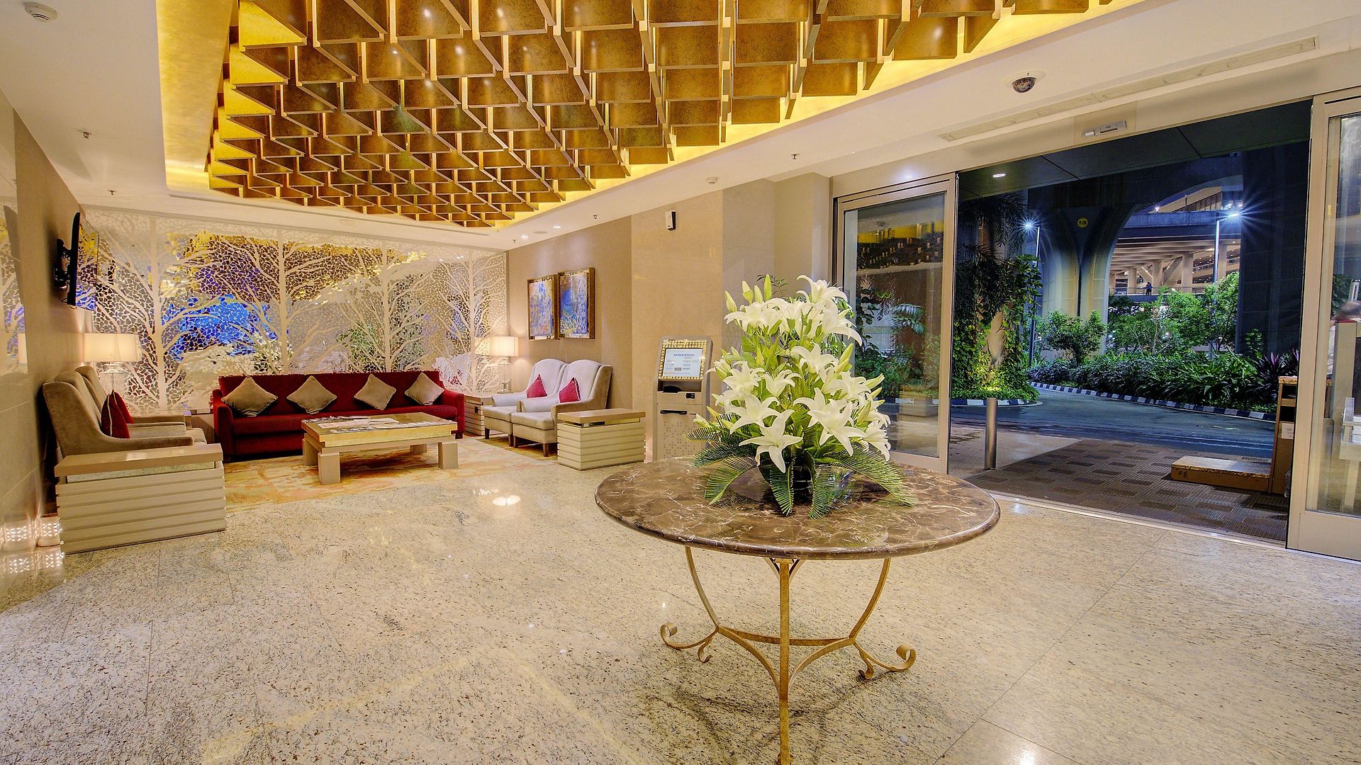 Niranta Transit Airport - At Arrivals 4* Mumbai