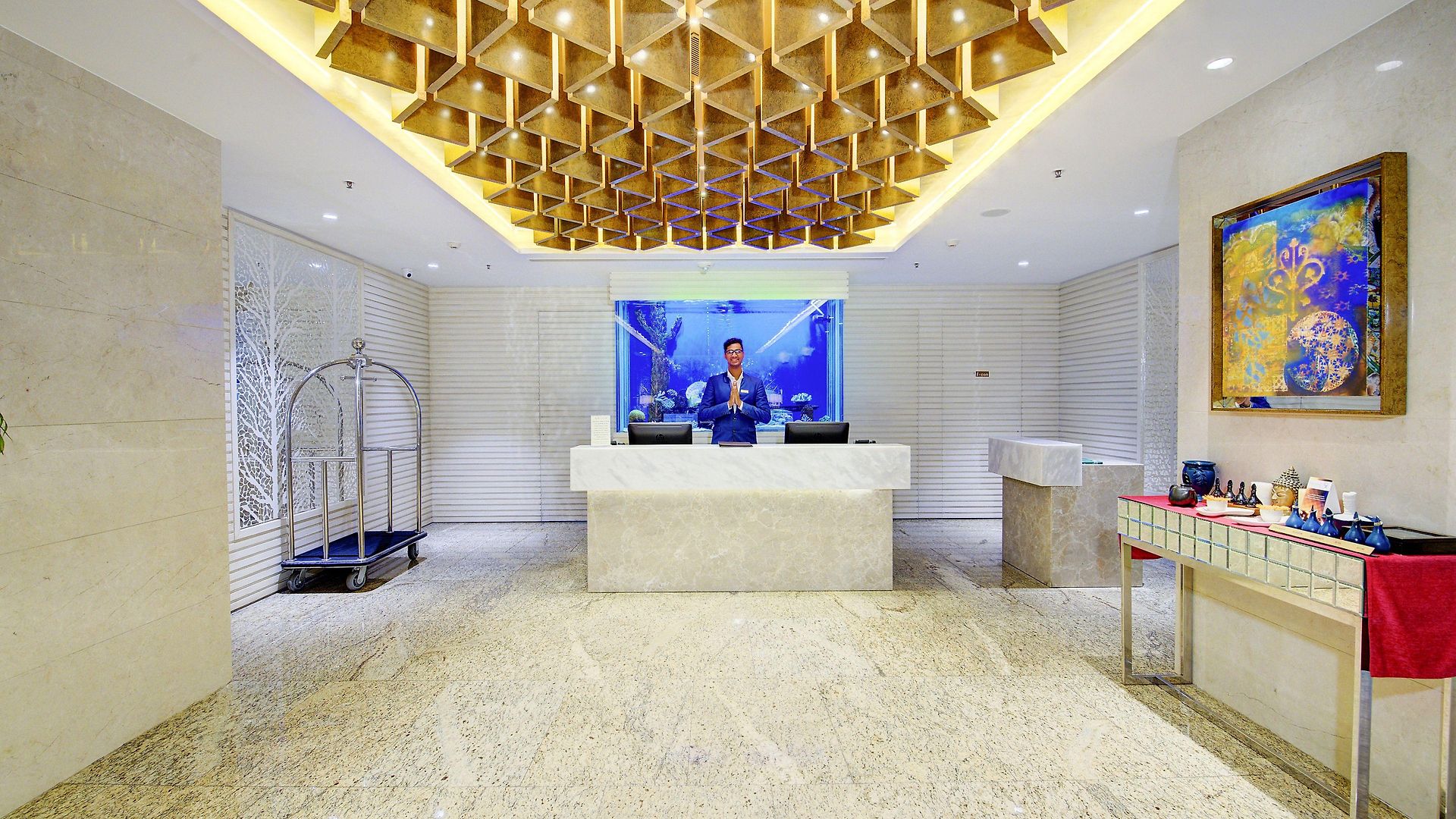Hotel Niranta Transit Airport - At Arrivals 4*