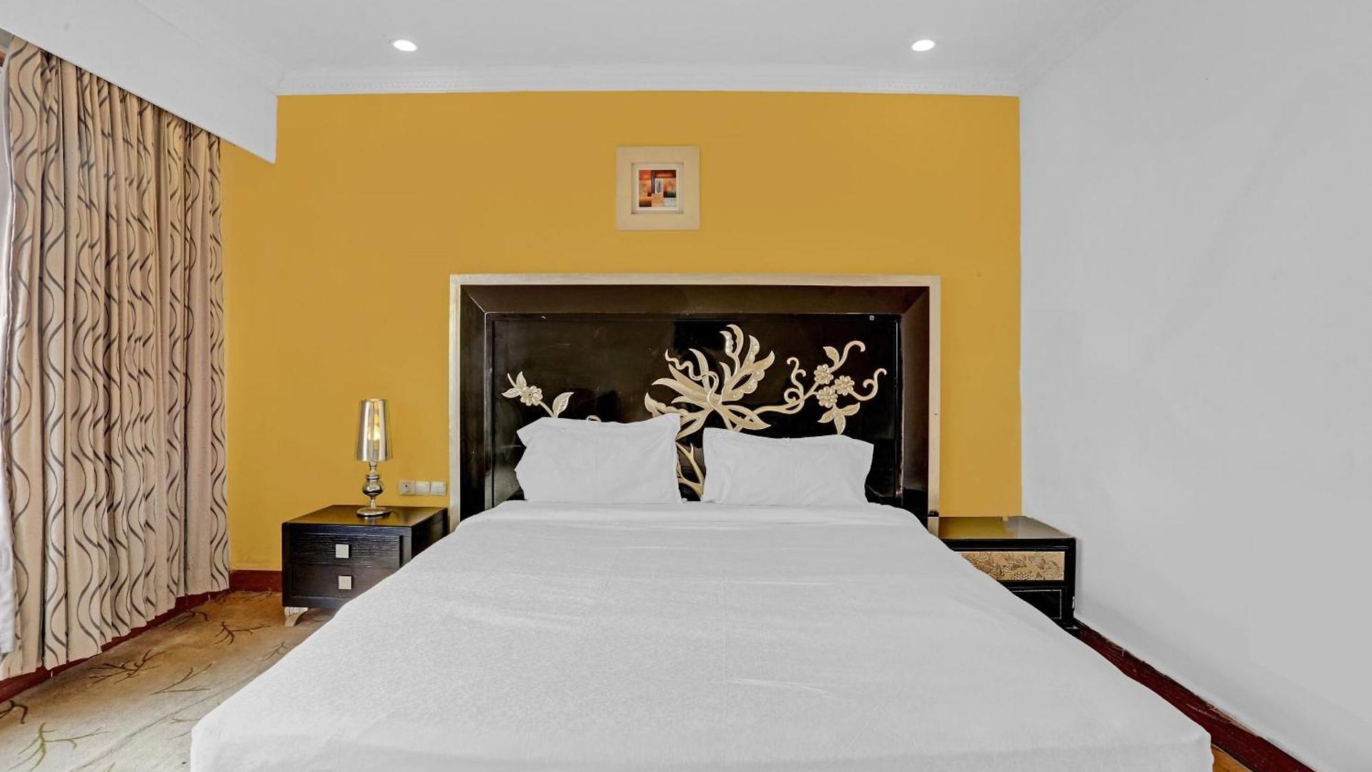 Townhouse Royal Palms Shared Serviced Mumbai