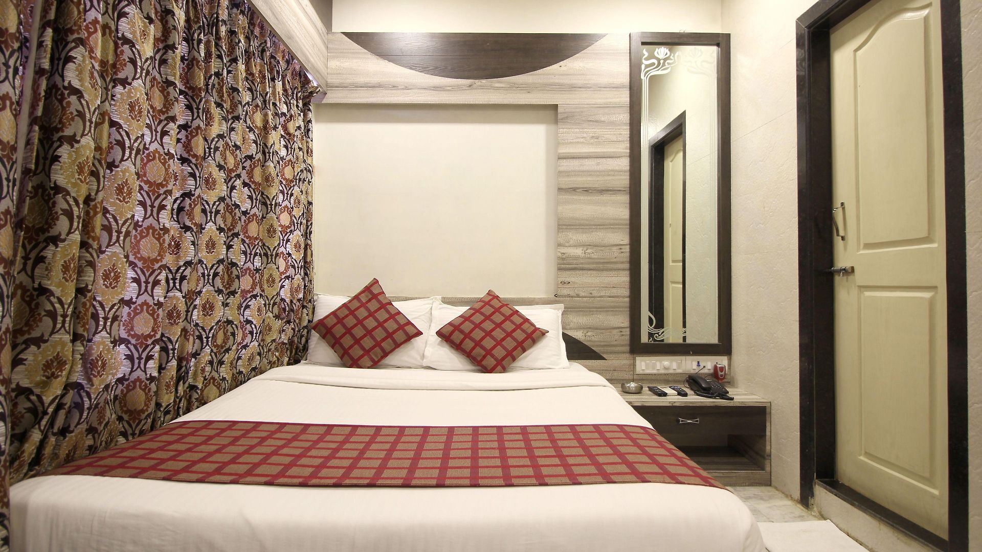 Oc Residency Hotel Mumbai