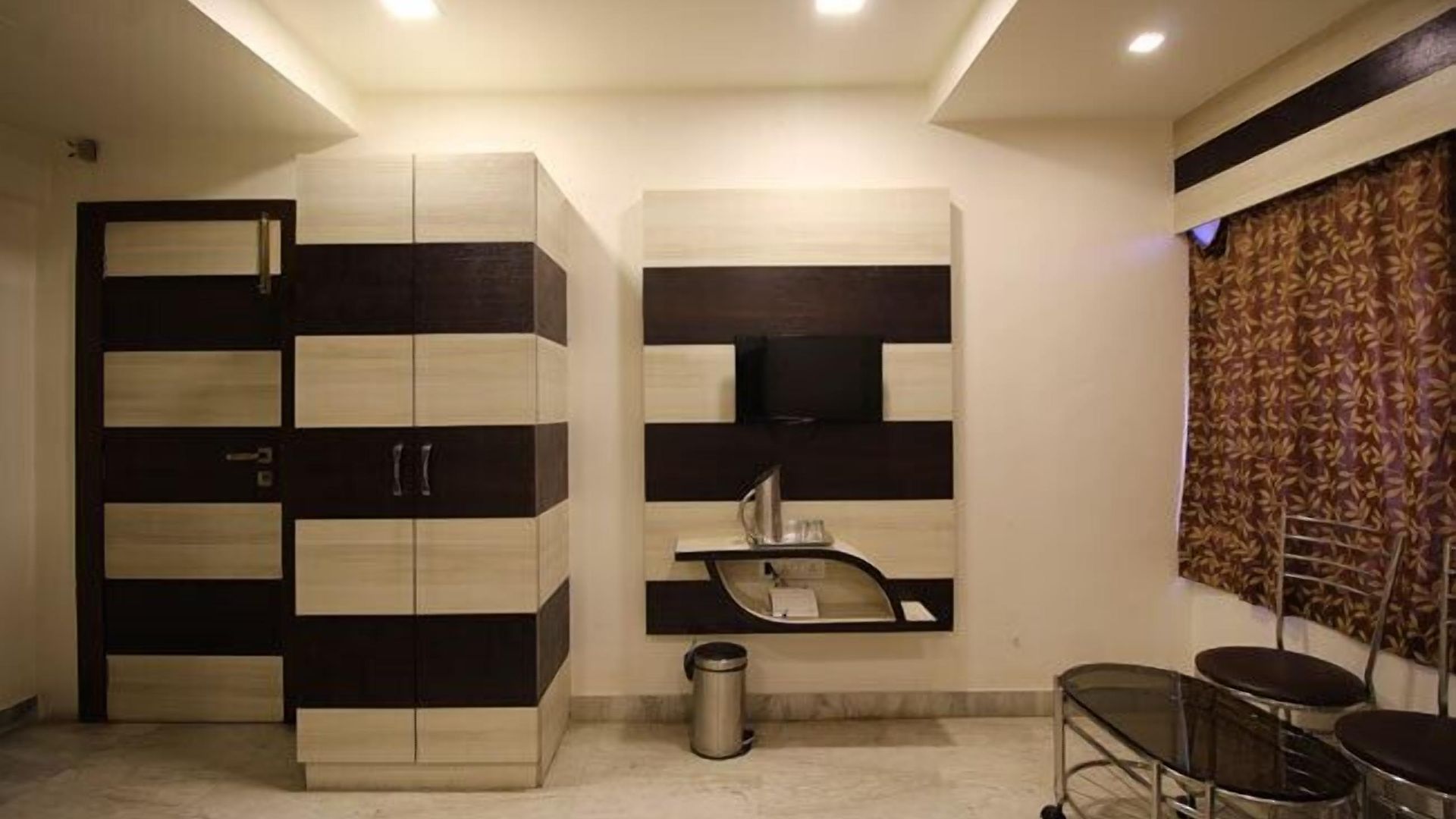 Hotel Oc Residency Mumbai