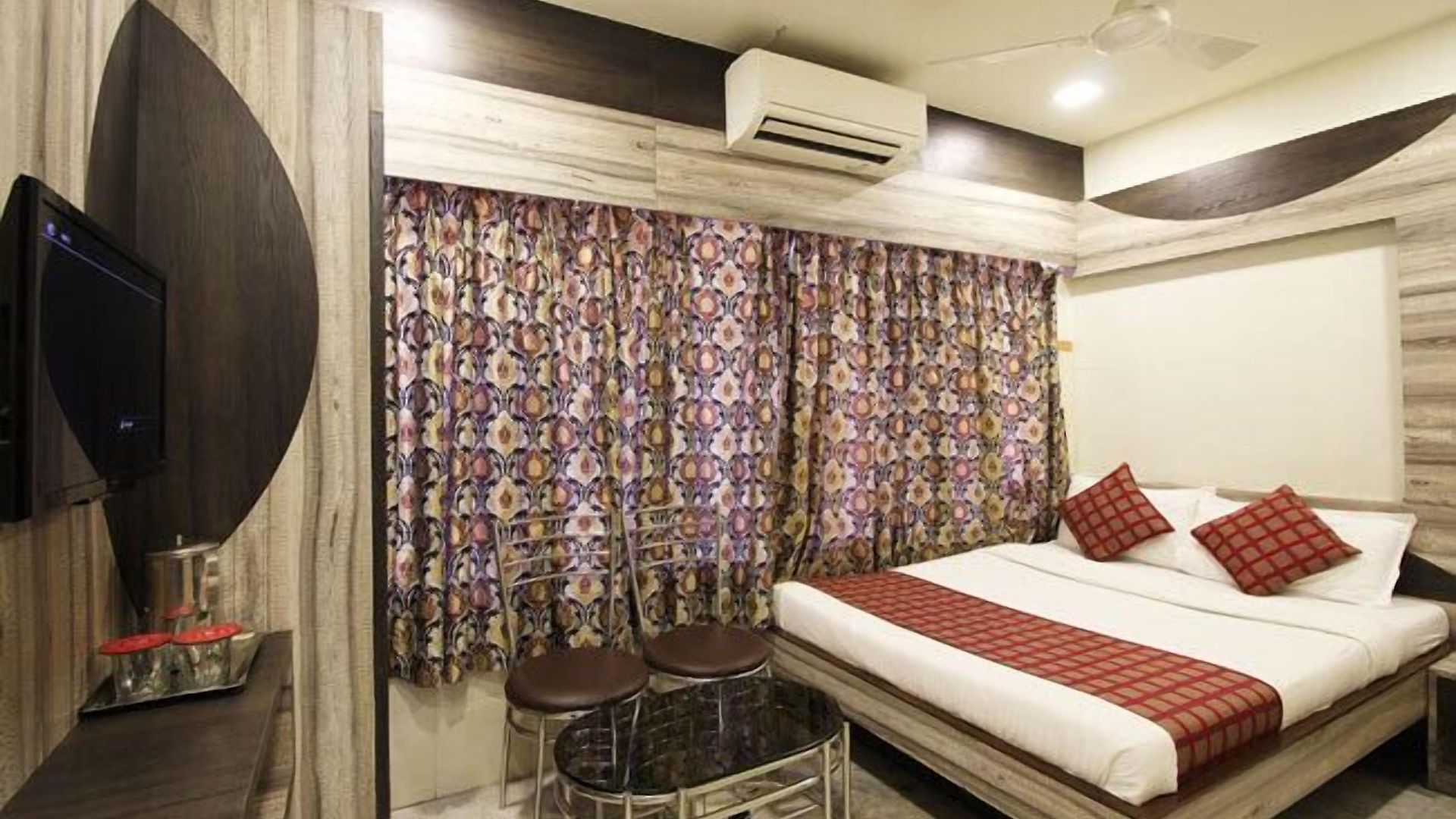 Hotel Oc Residency Mumbai