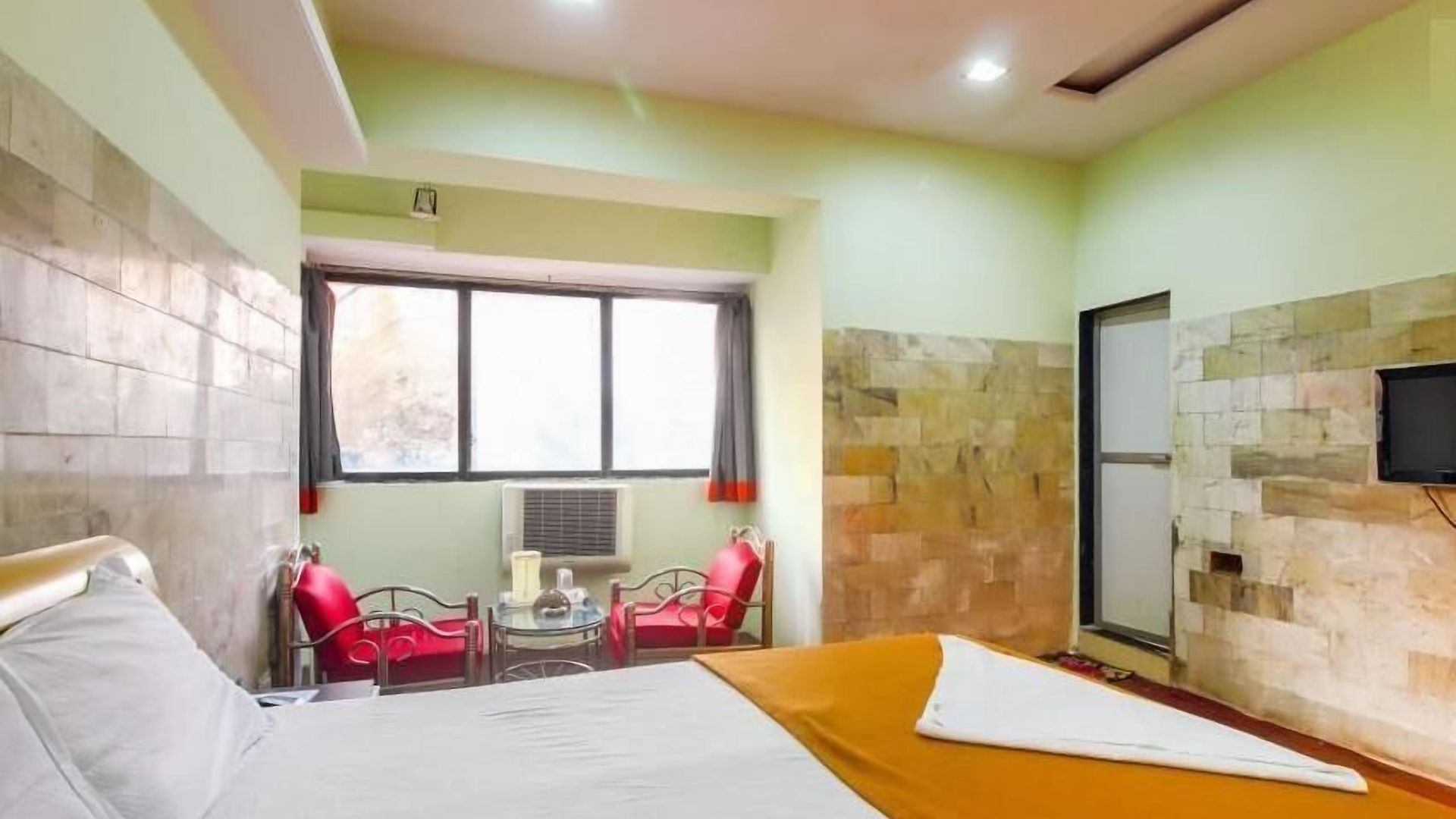 Evergreen Hotel Mumbai