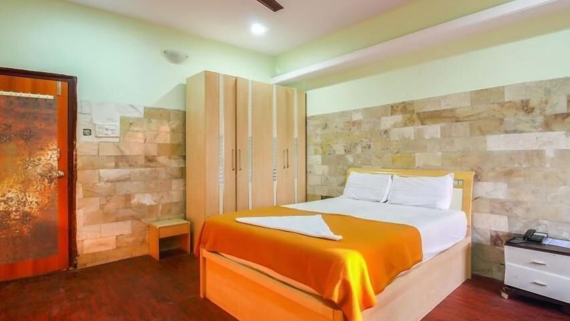 Evergreen Hotel Mumbai