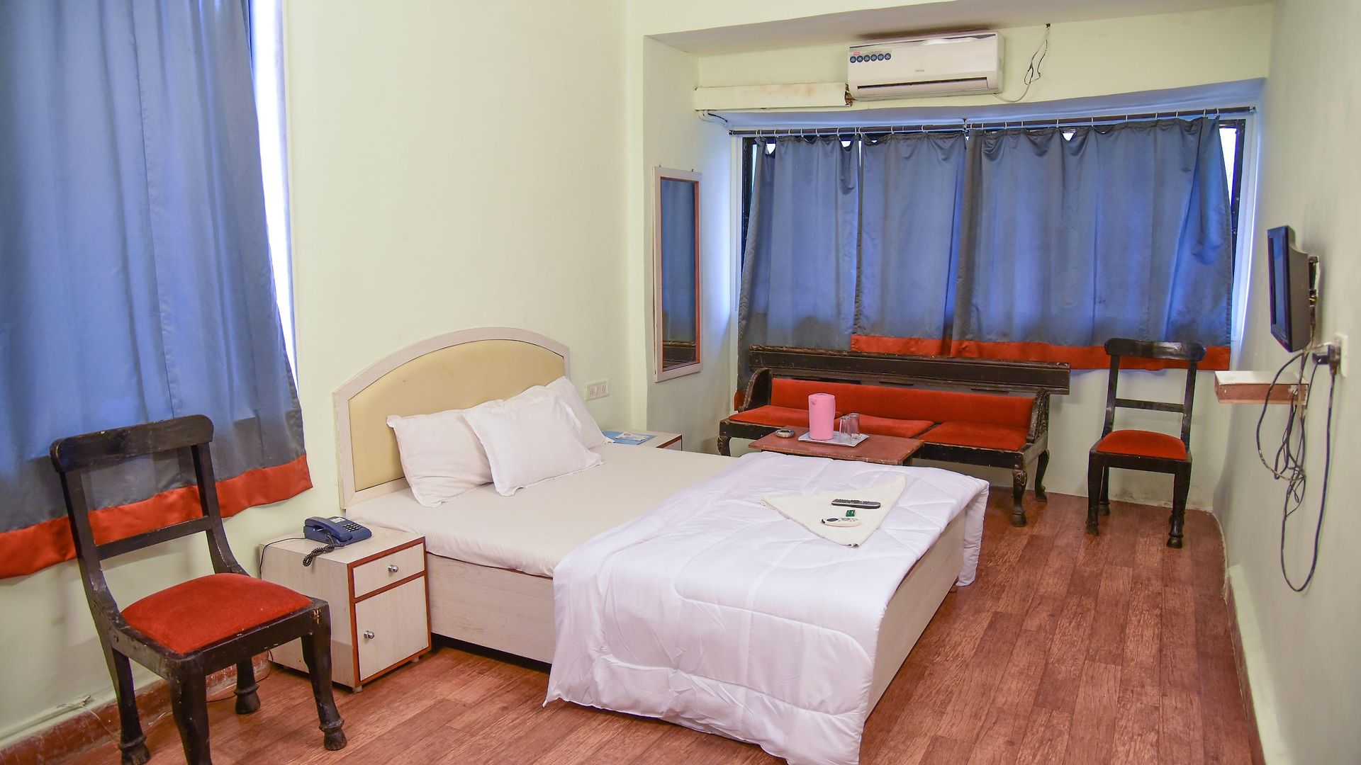 Hotel Evergreen 2*