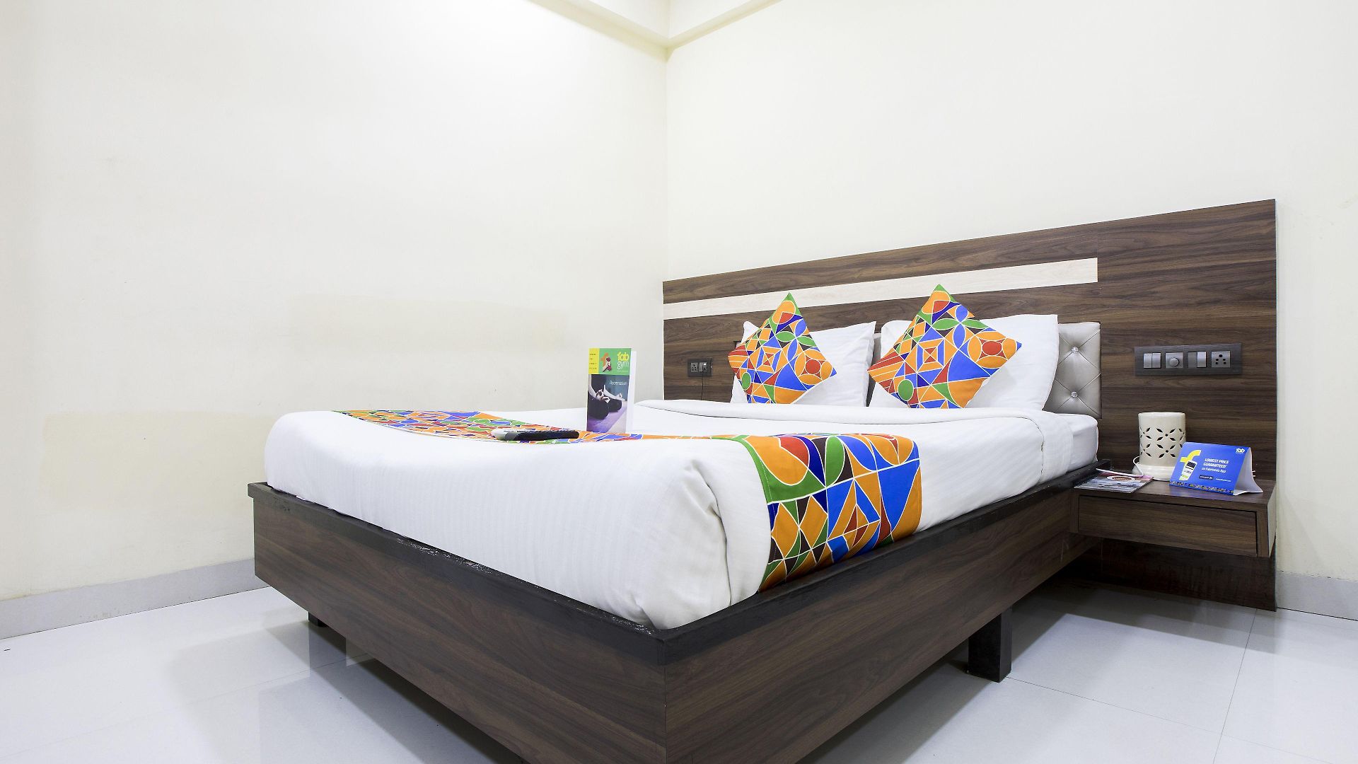 Oyo 23656 Parimeet 3* Mumbai
