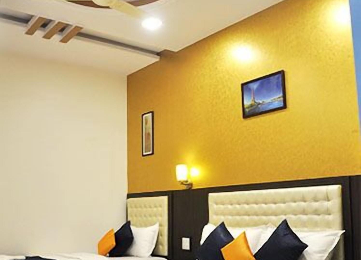 Aksa Powai *