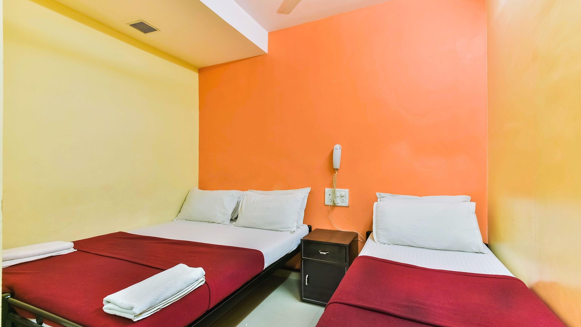 Decent 2* Mumbai