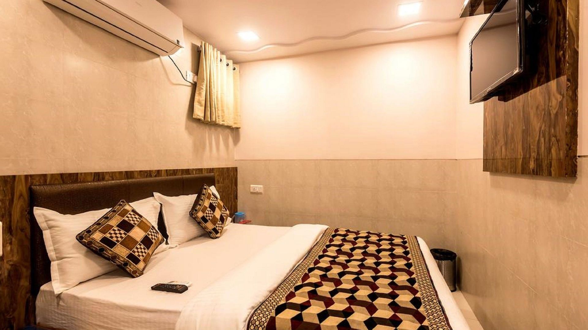 Hotel Kf Residency Mumbai
