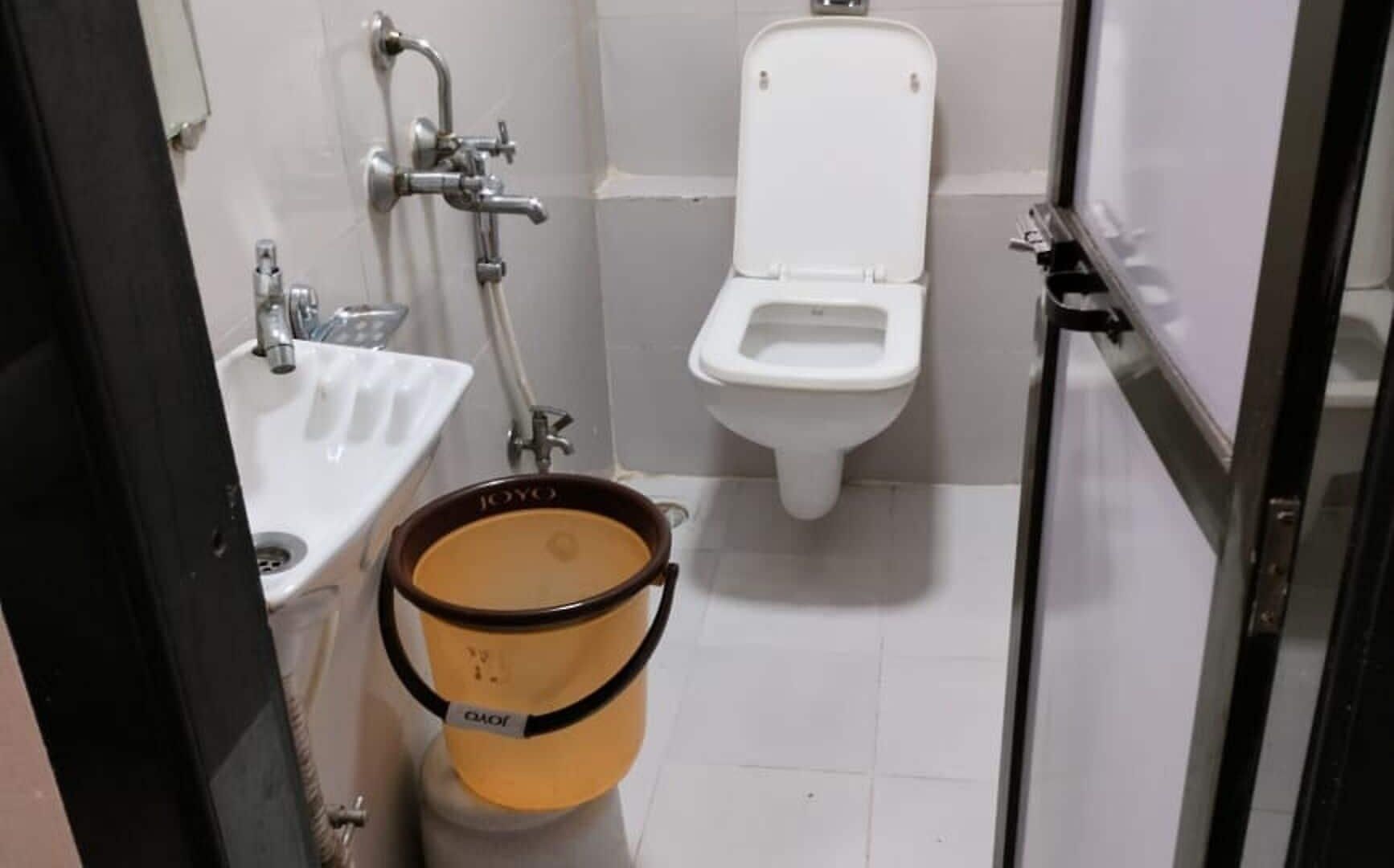 Kf Residency Hotel 2*