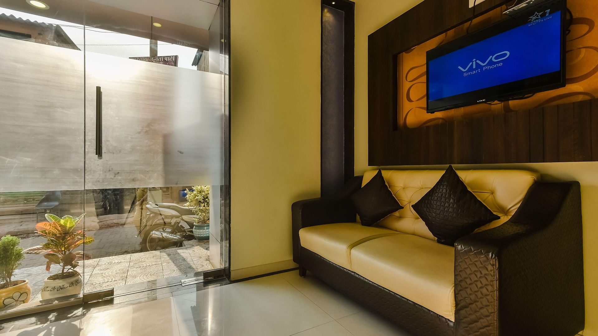 Liberty Plaza 3*