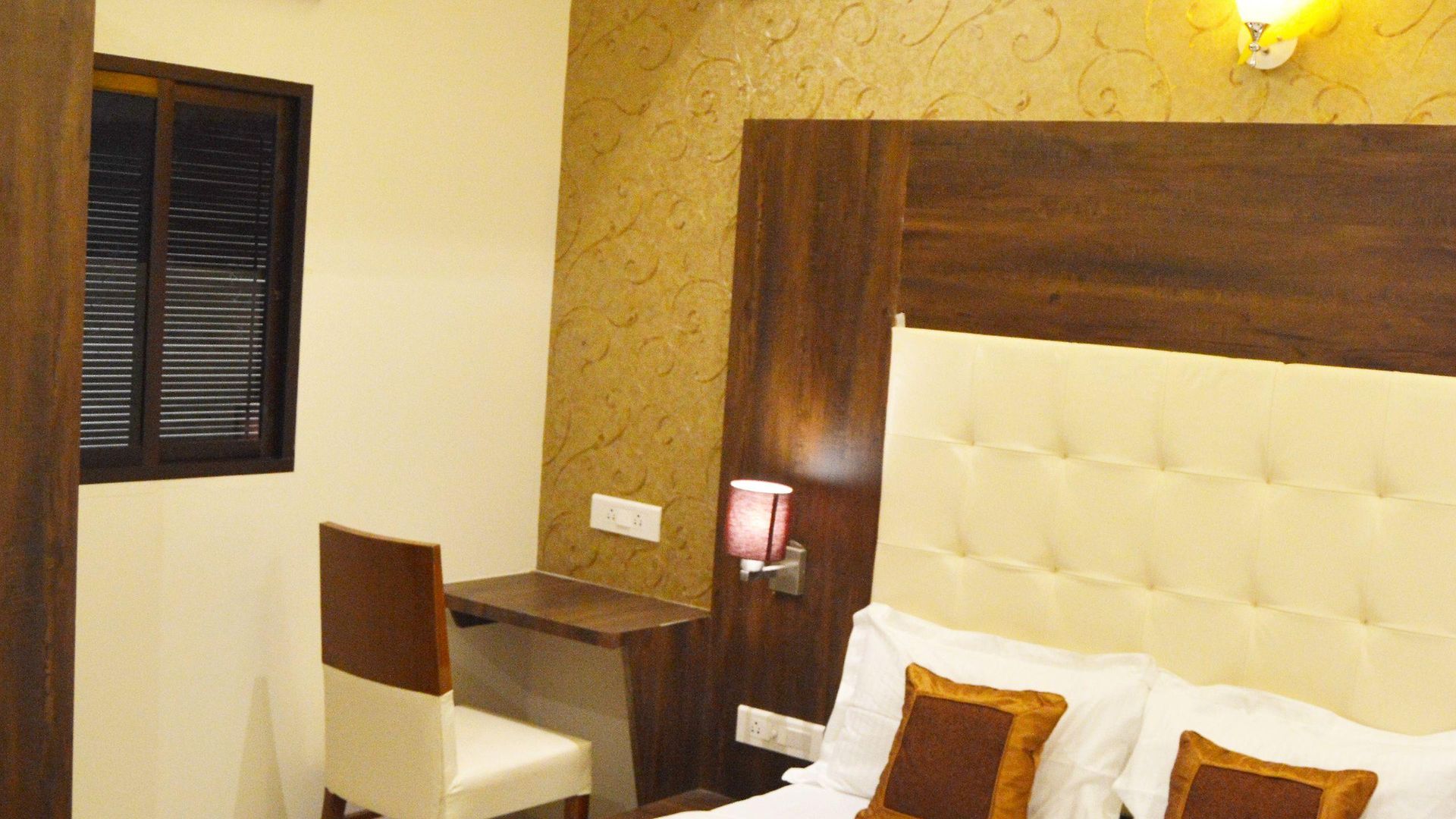 A. K. International - Hotel 3*