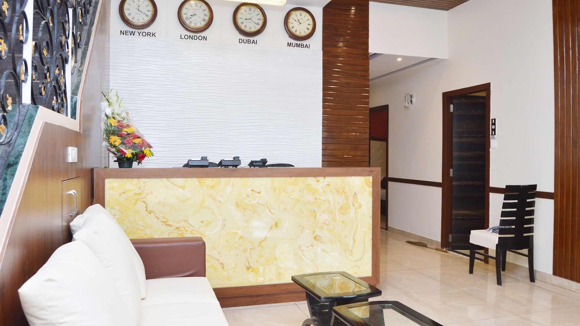 A. K. International - Hotel