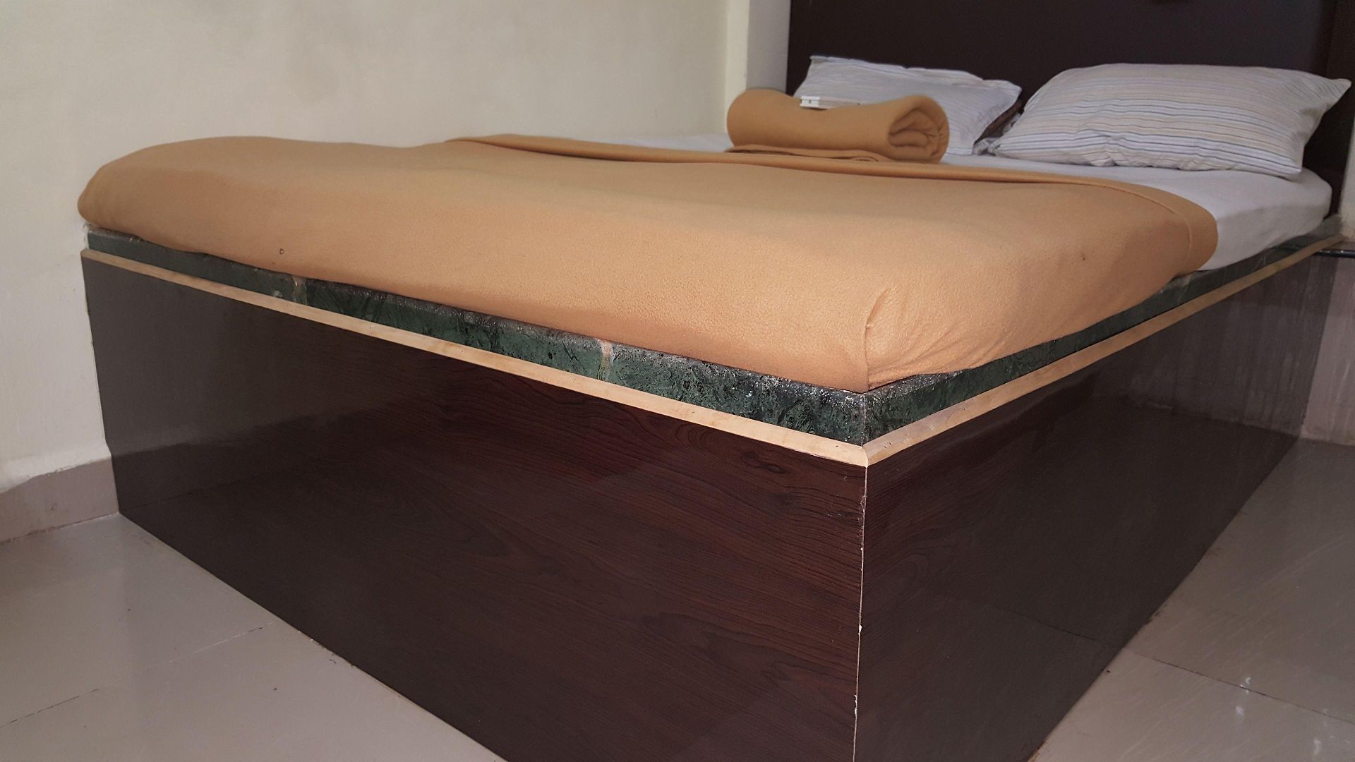 Hotel Al Mehraj Mumbai