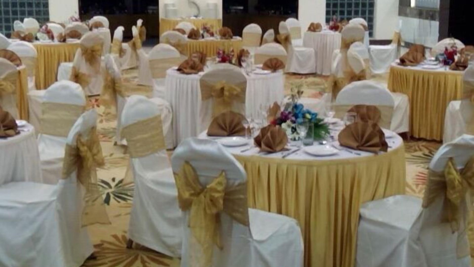 Club Emerald Hotel