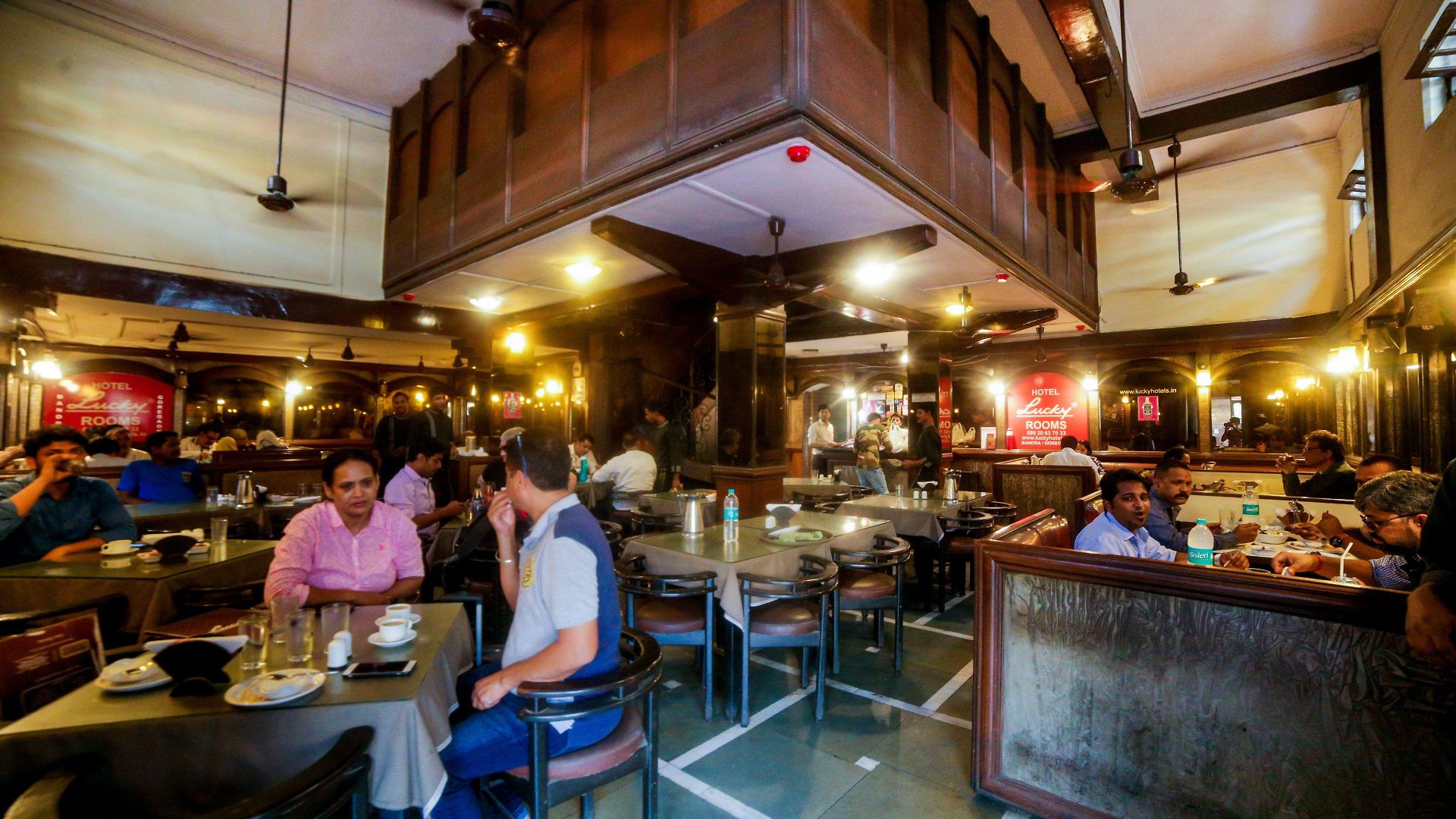 Hotel Lucky Near Bkc