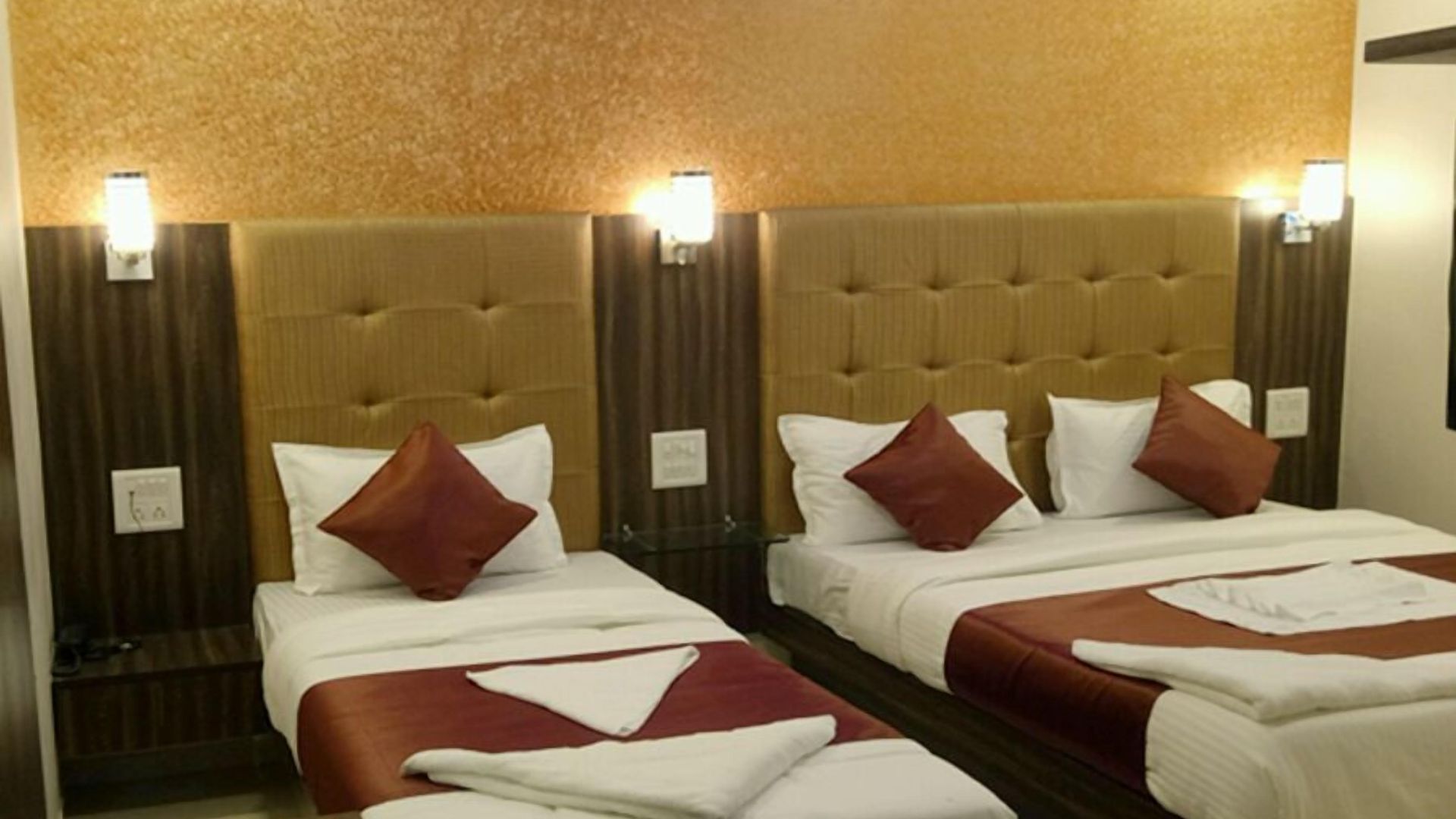 Flagship 83490 Hotel Bently Palace 3*