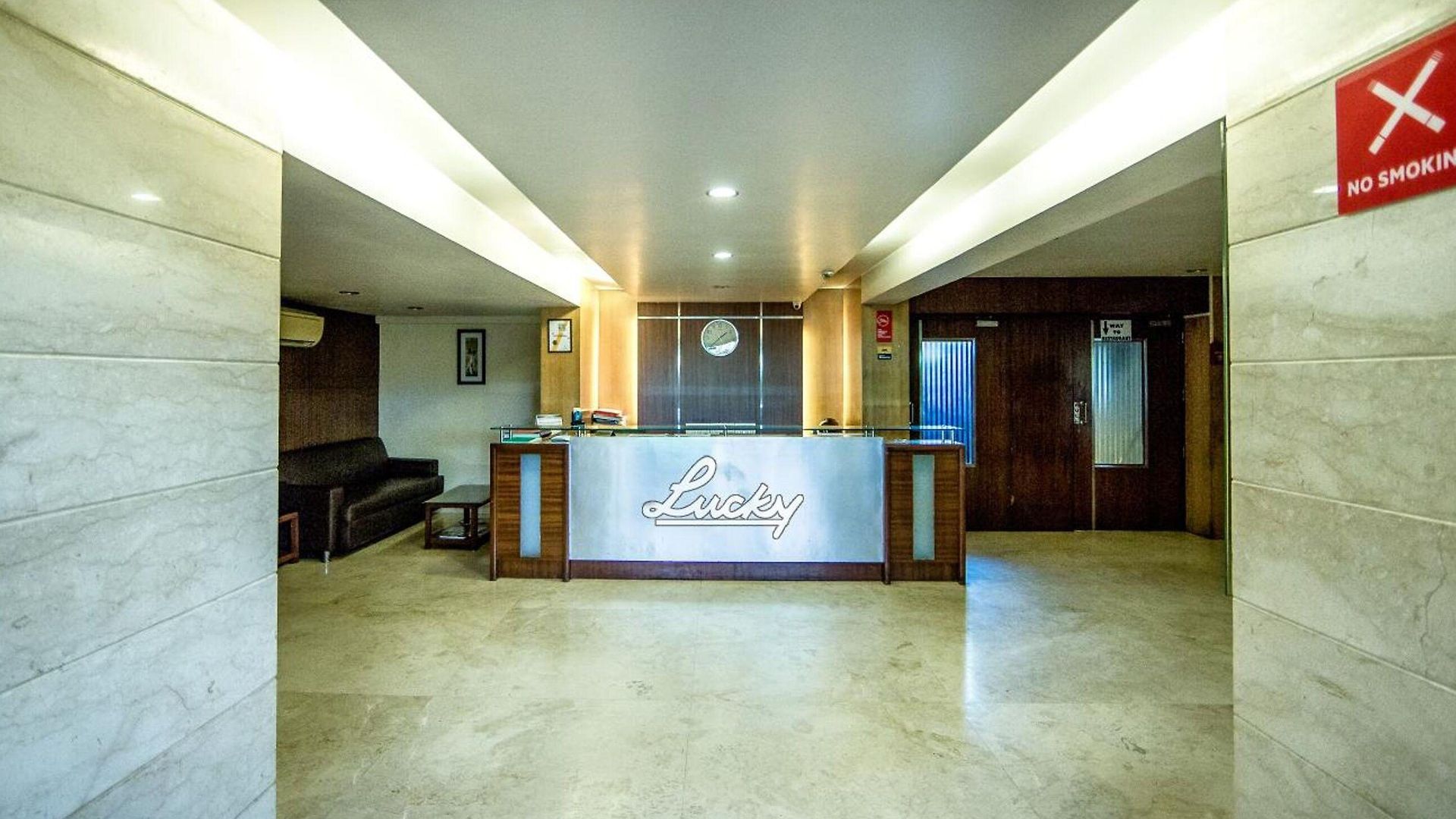 Hotel Hotel Lucky Near Nesco Mumbai