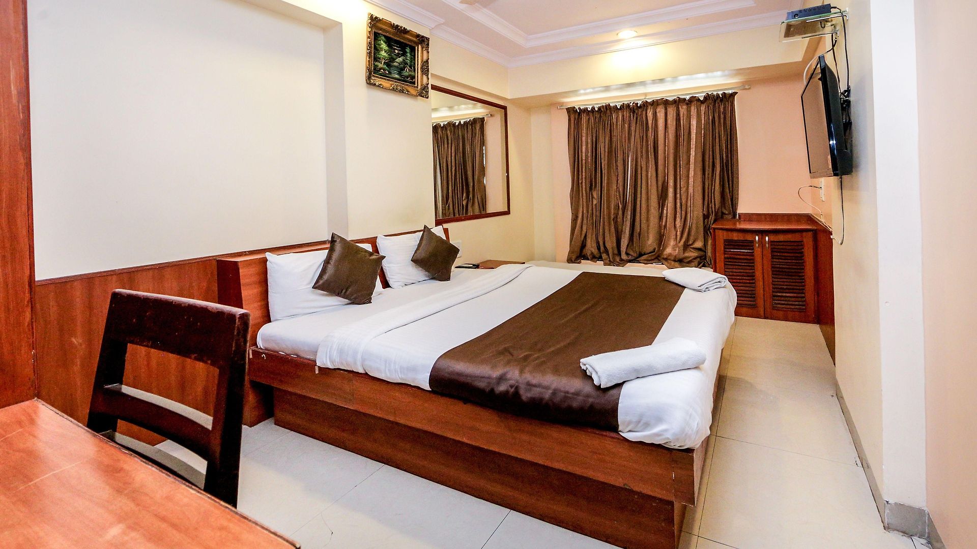 Hotel Lucky Near Nesco 3* Mumbai