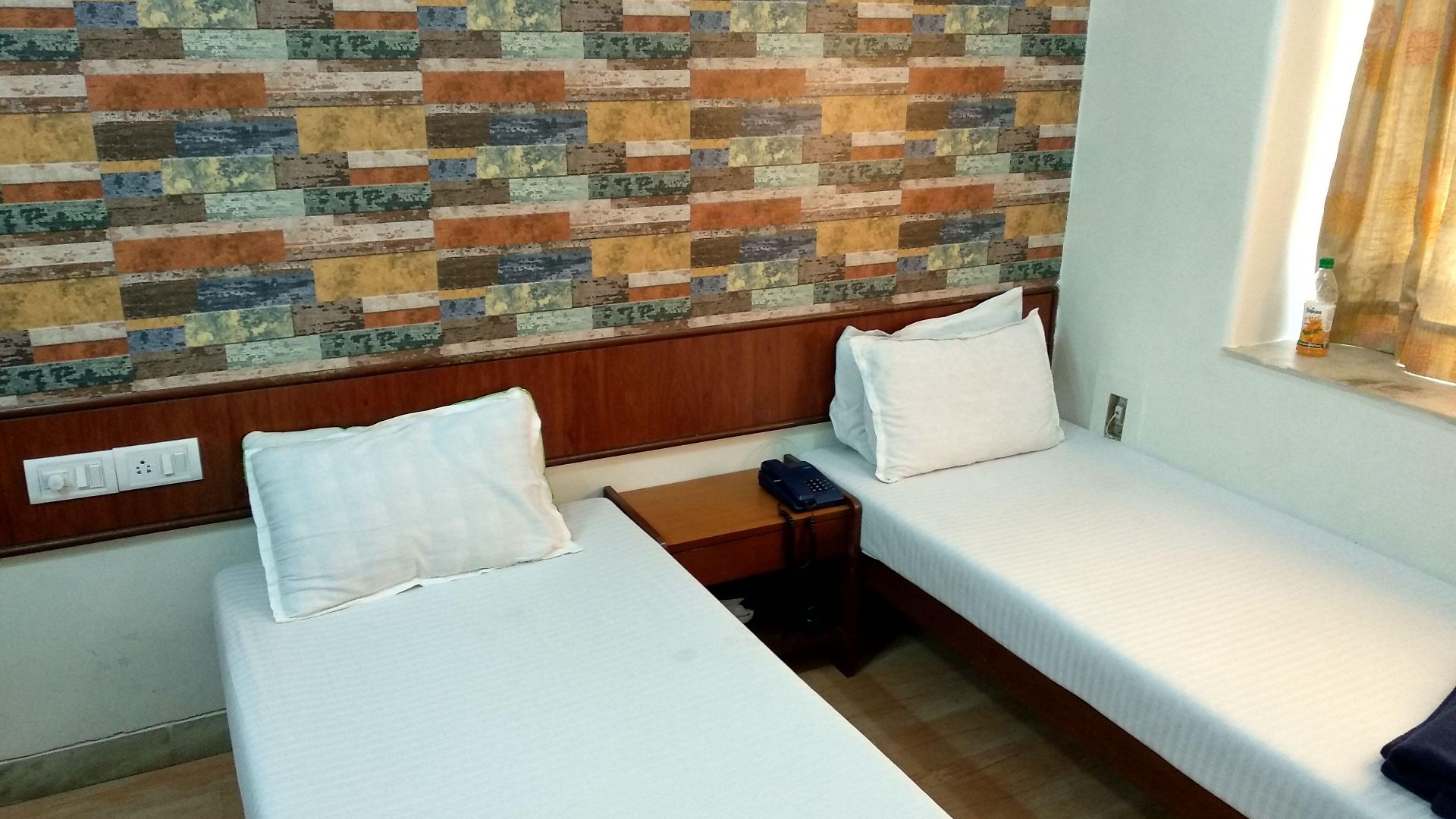 Mogul Palace - Near Masjid Bunder 3*