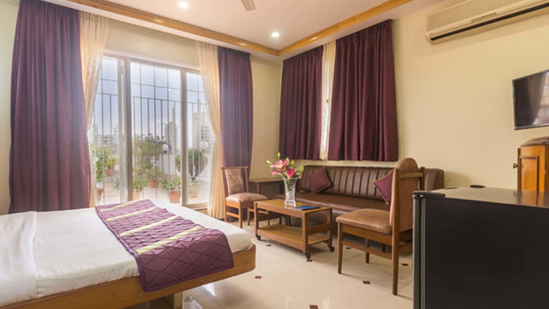 Hotel Parklane