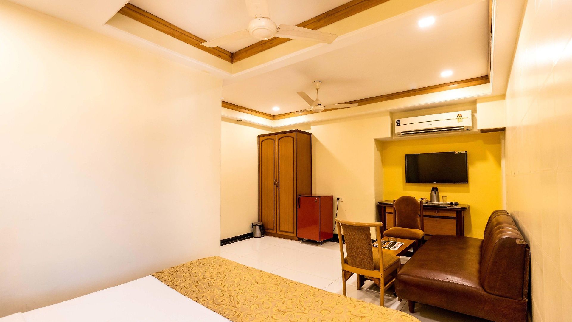 Hotel Parklane 3*