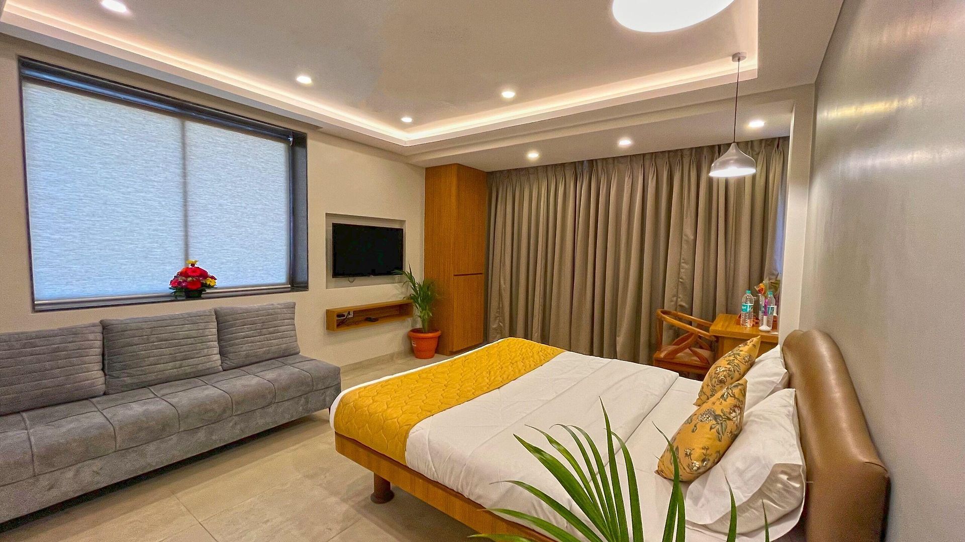 Parklane Hotel 3*