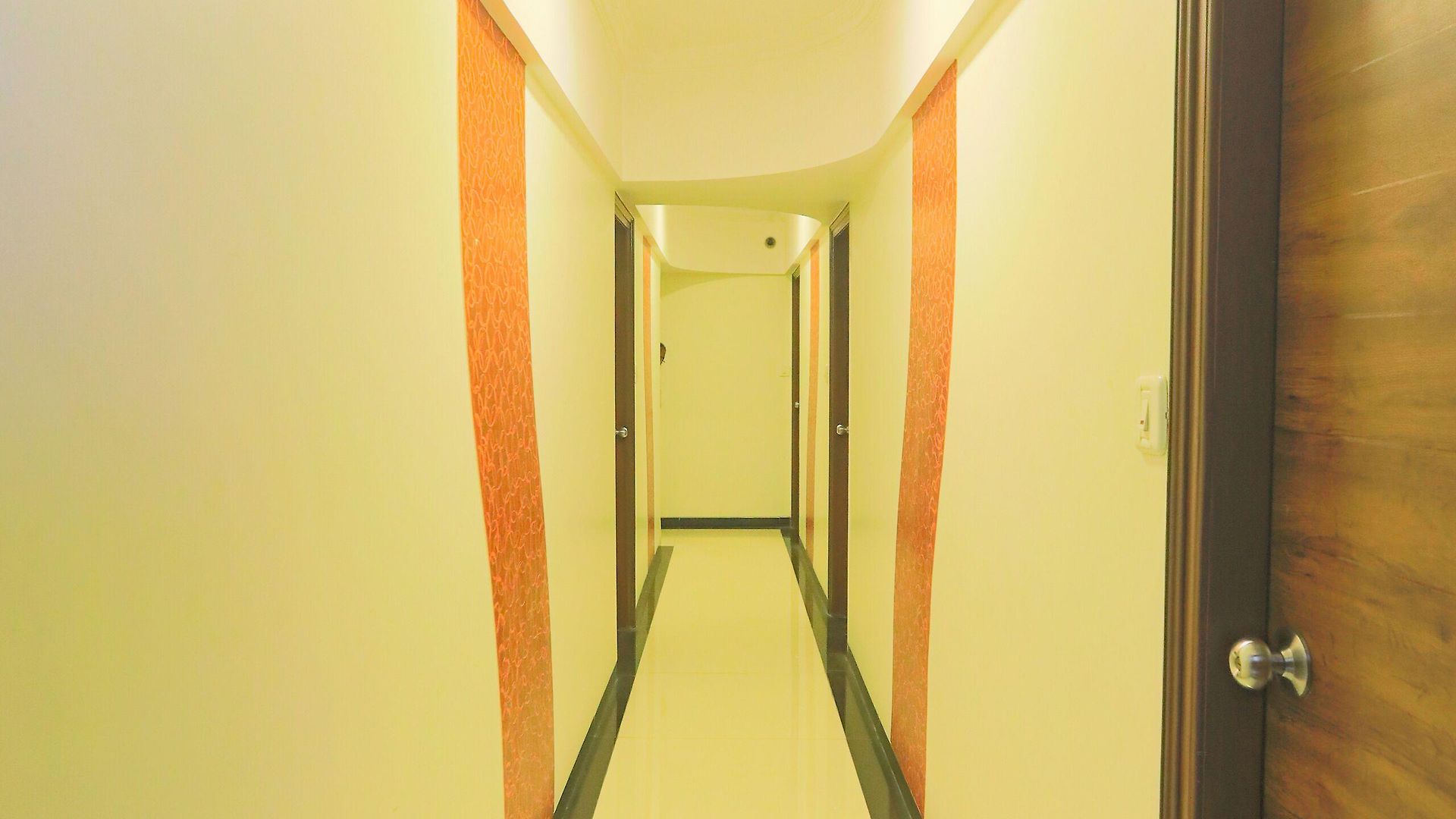 Hotel Mid Town