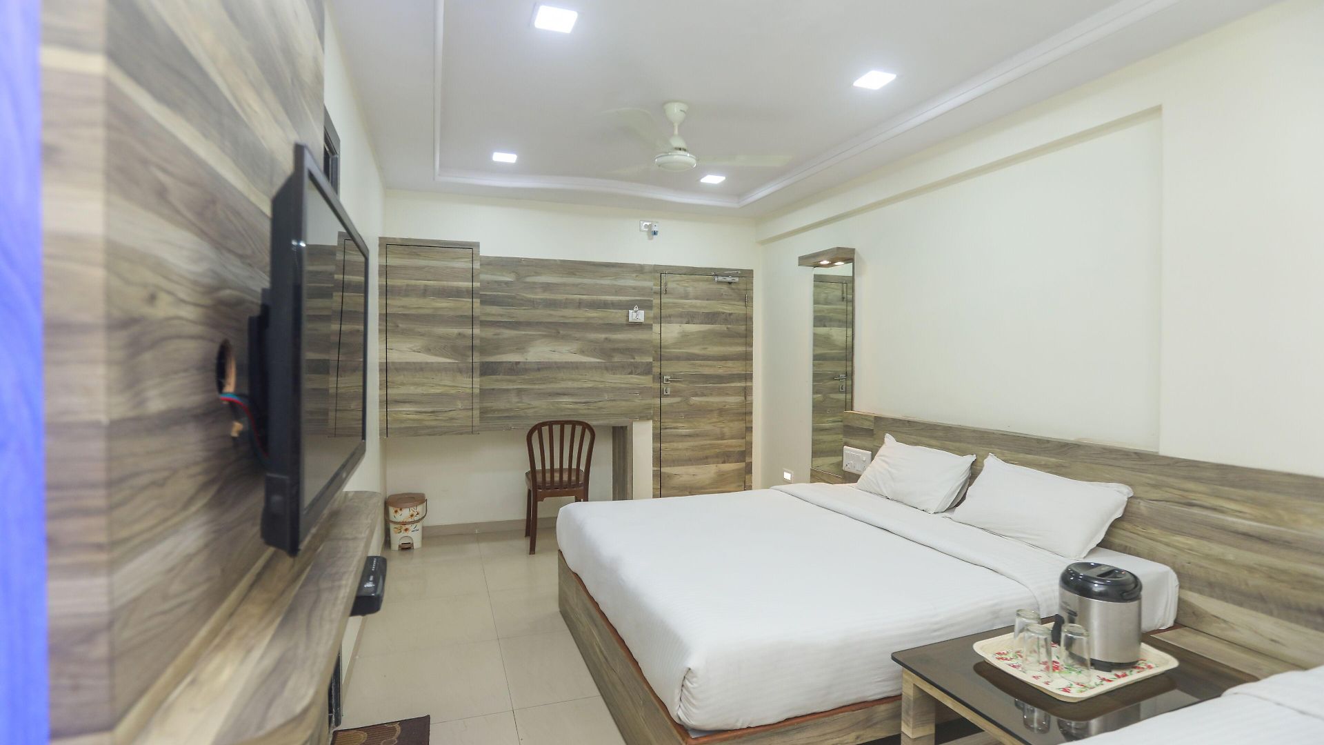 Hotel Mid Town 2*