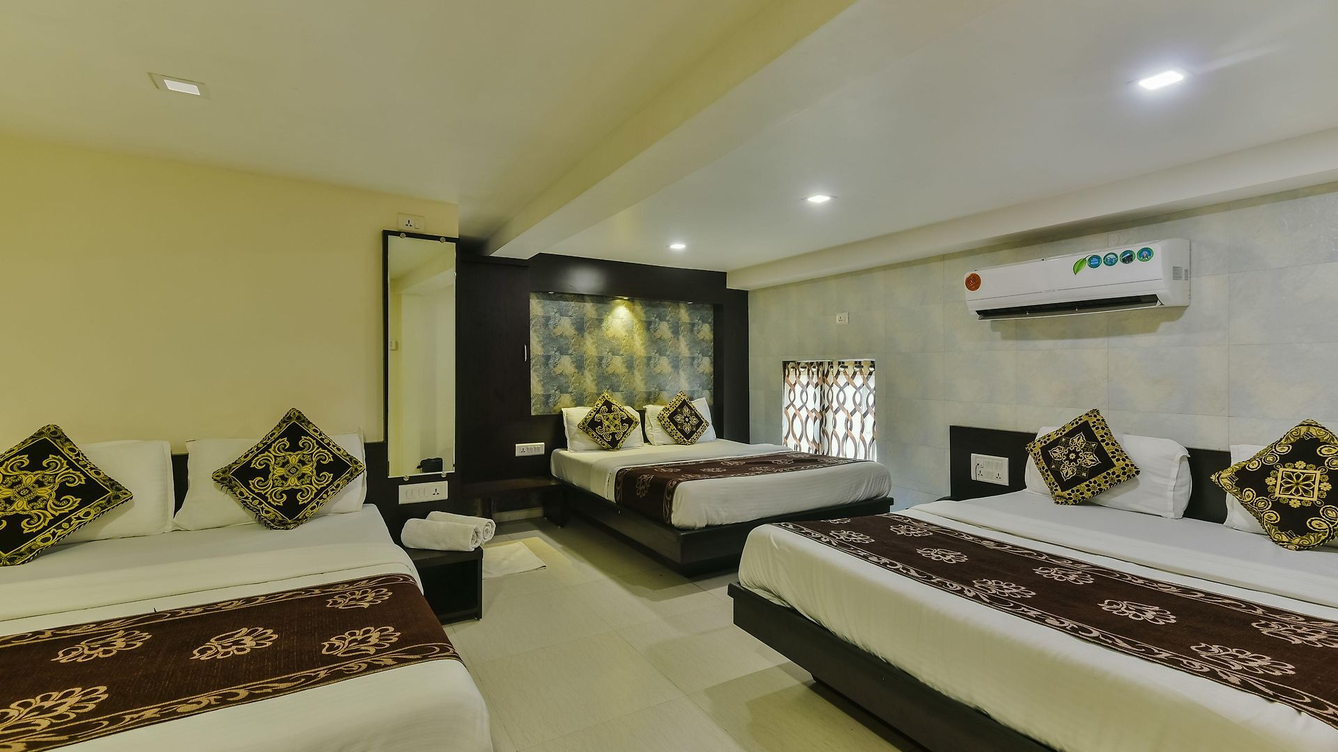 Guestinn Residency Hotel 3*