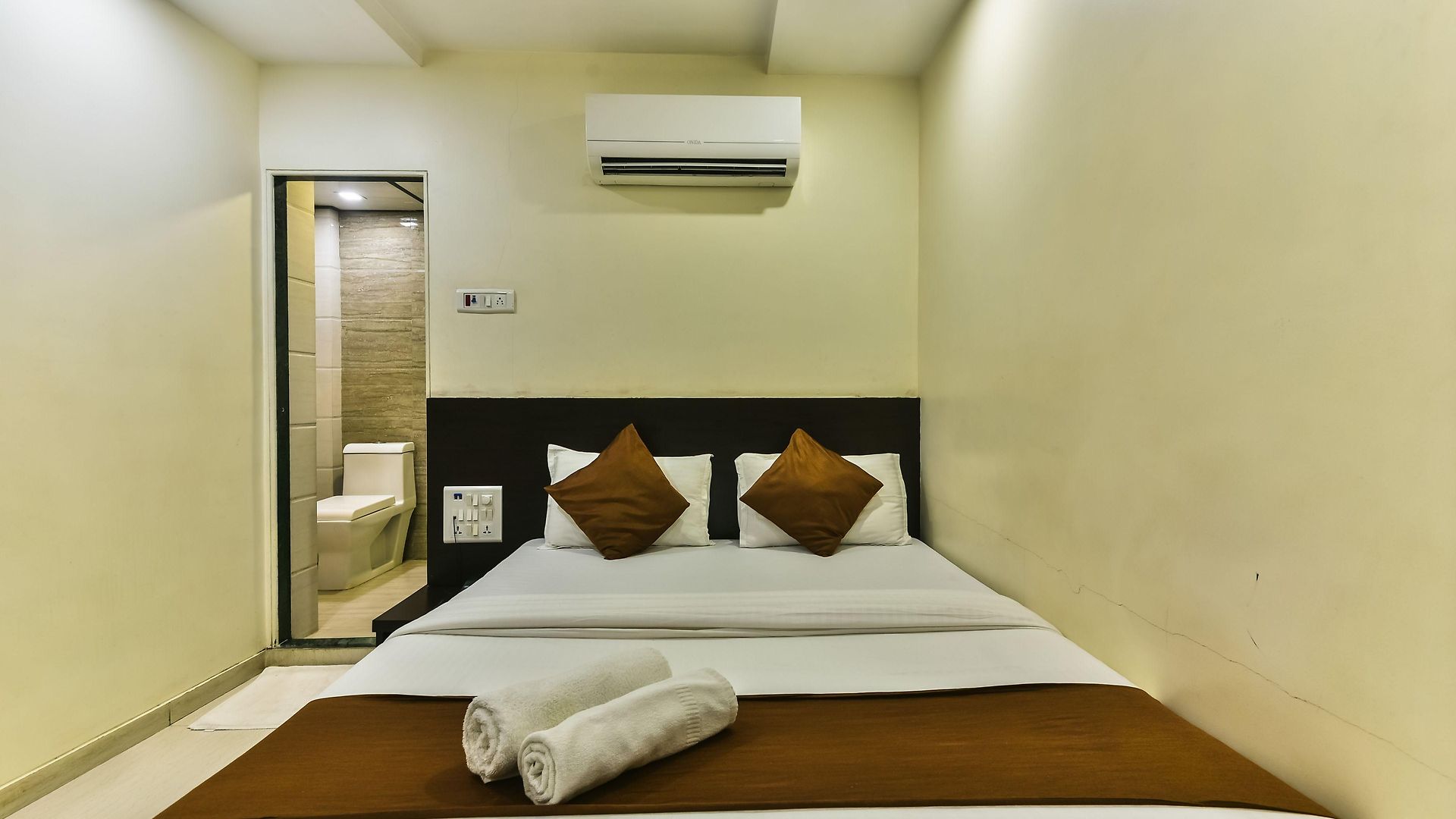 Guestinn Residency Hotel 3*