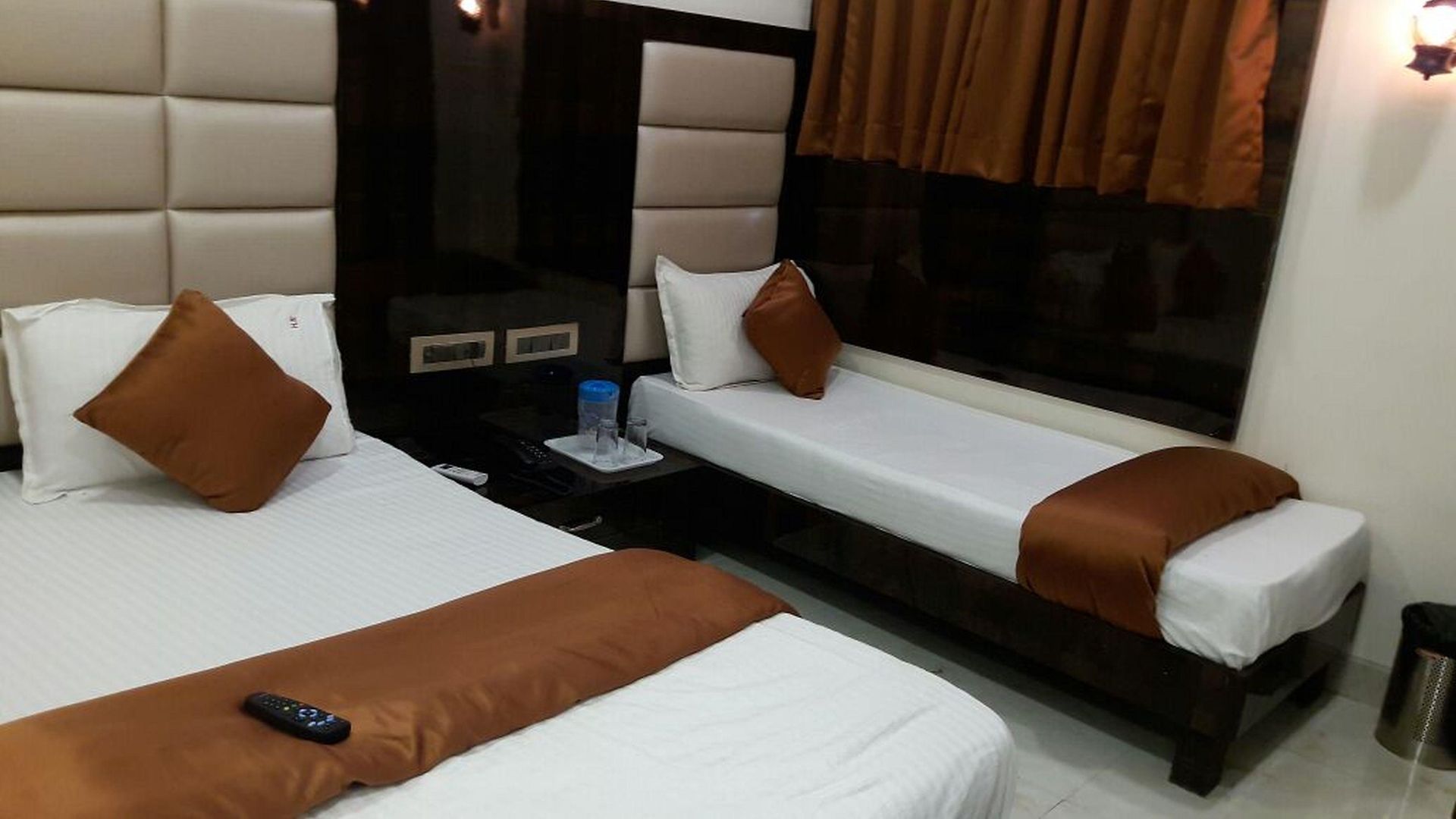 Hotel Karishma